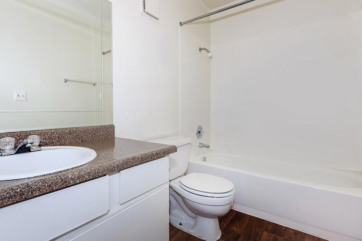 MODERN WASHROOM AT WOODHAVEN APARTMENTS IN LAS VEGAS