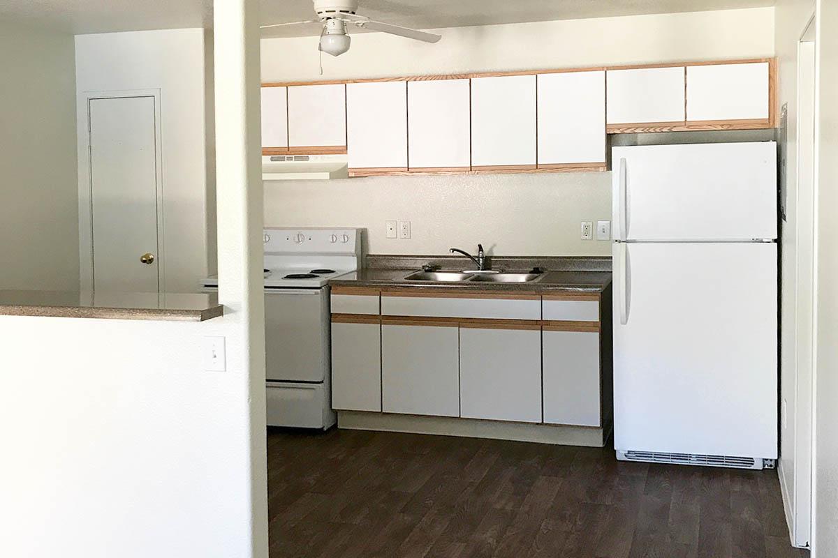 WOODHAVEN APARTMENTS IN LAS VEGAS FEATURE AN ALL-ELECTRIC KITCHEN