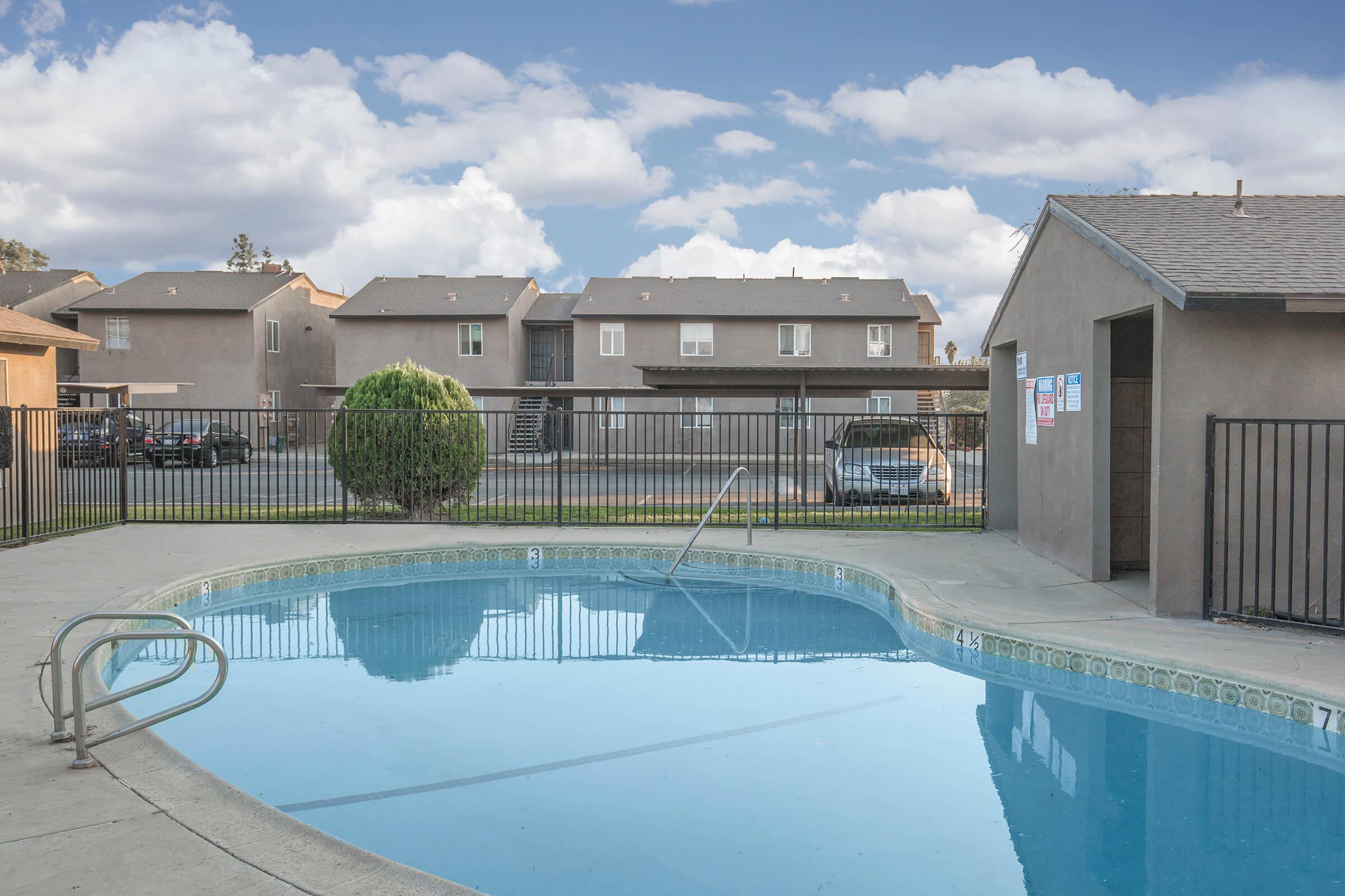 a pool outside of a building