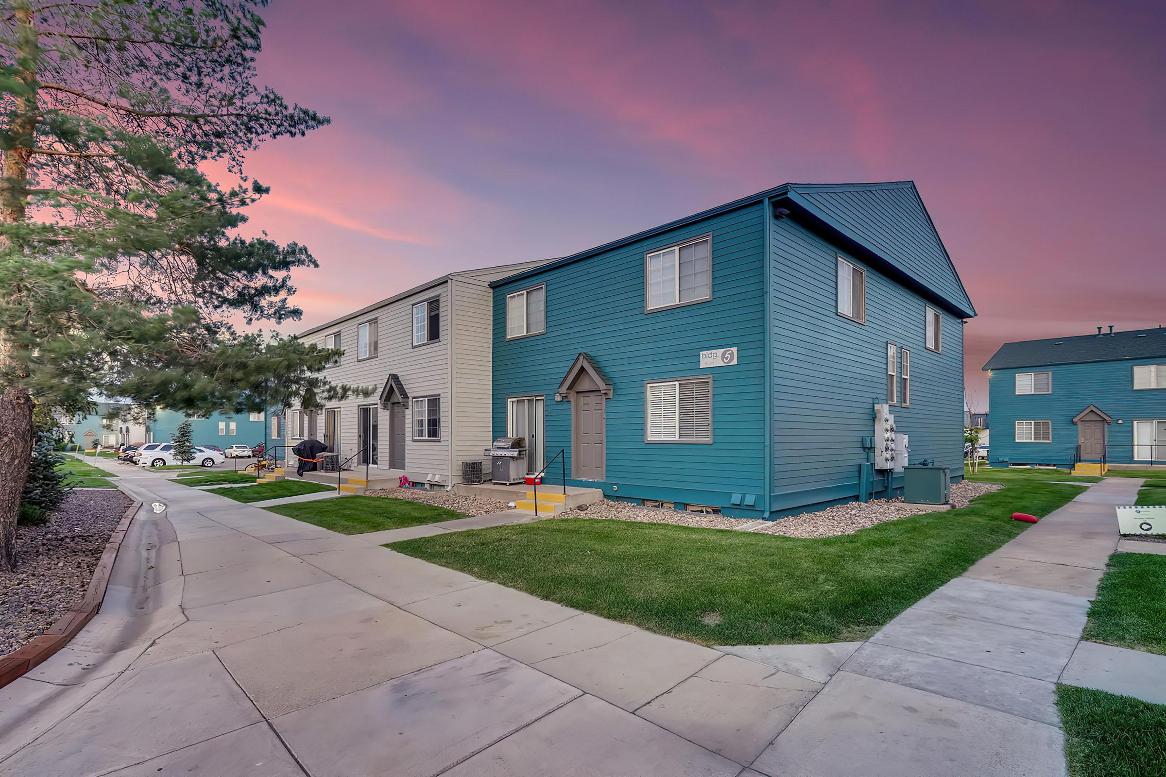 Common Area at Stratus Townhomes, Apartments in Westminster, CO