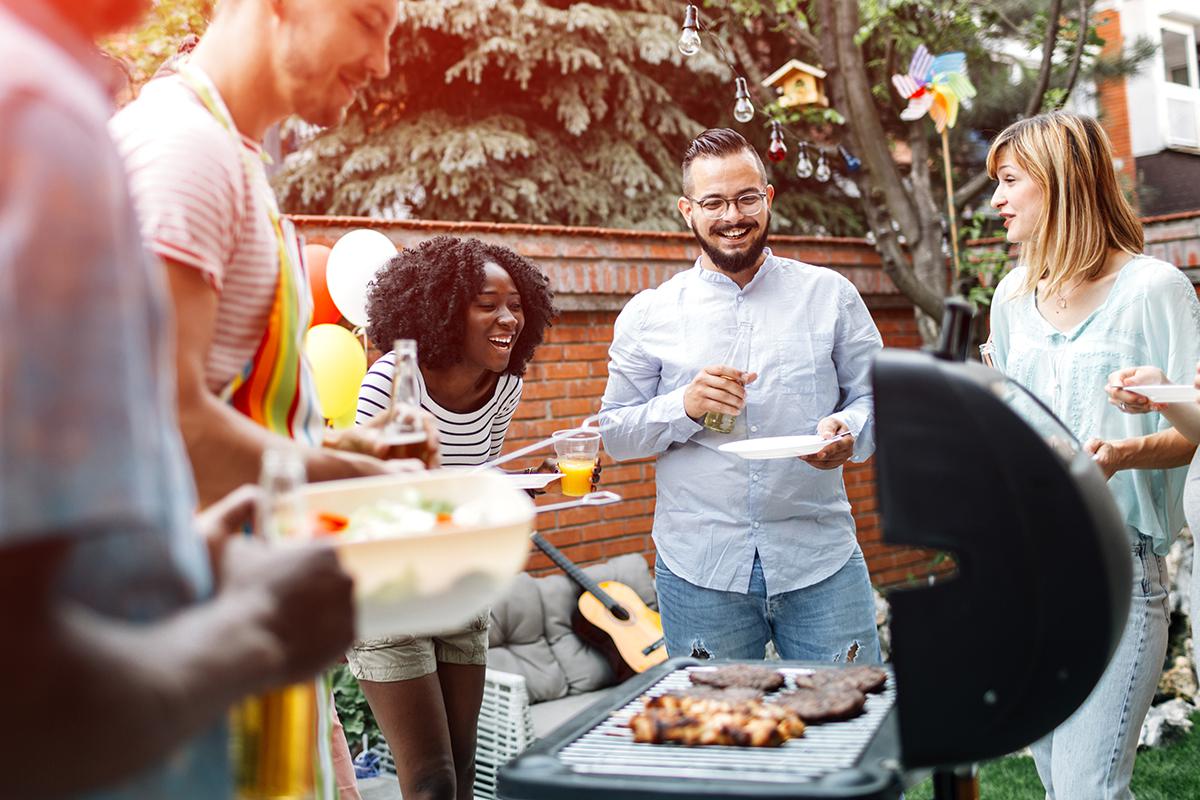 HAVE A BARBECUE WITH FRIENDS