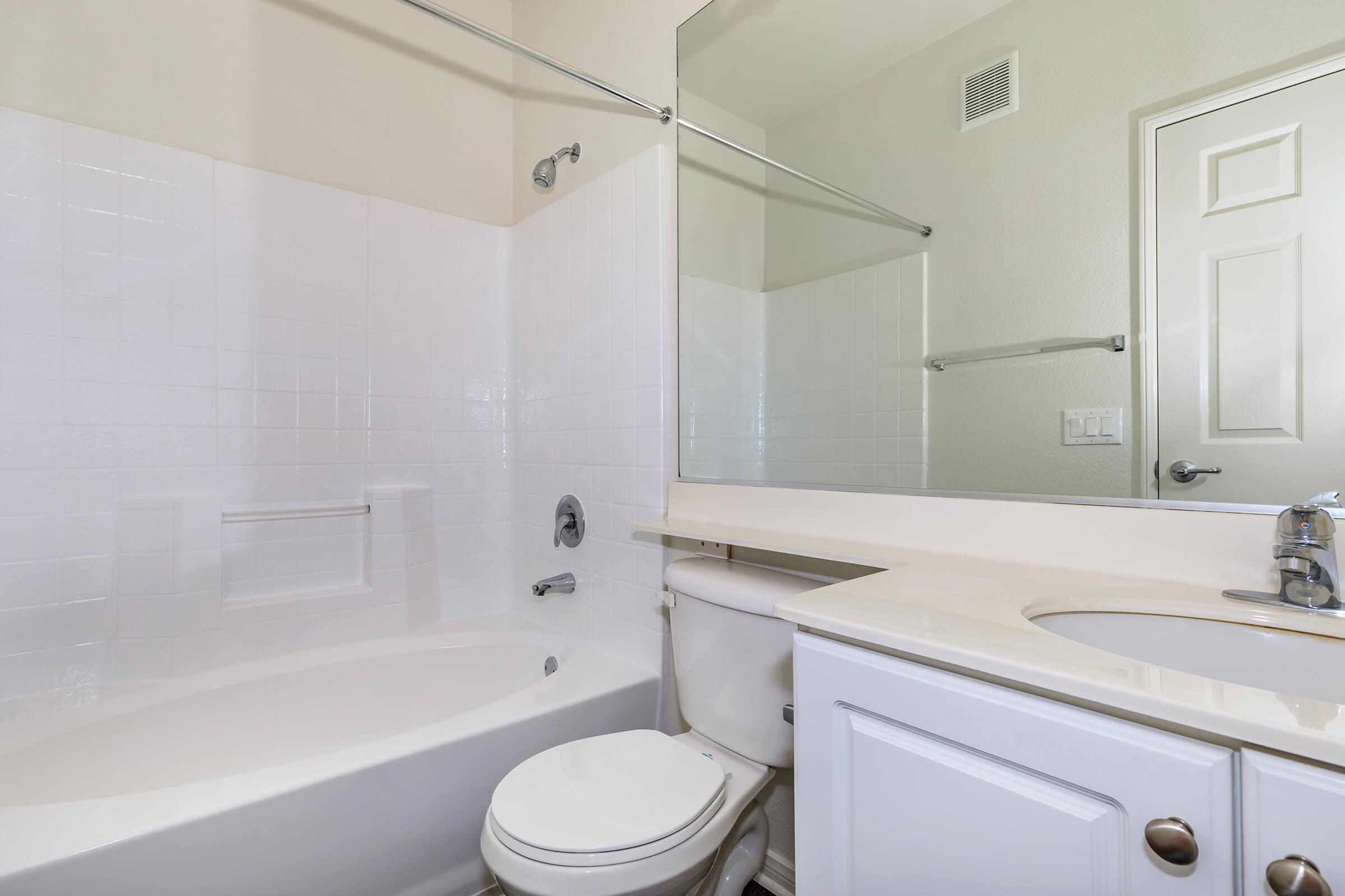 Laurel Glen Apartment Homes has spacious bathrooms