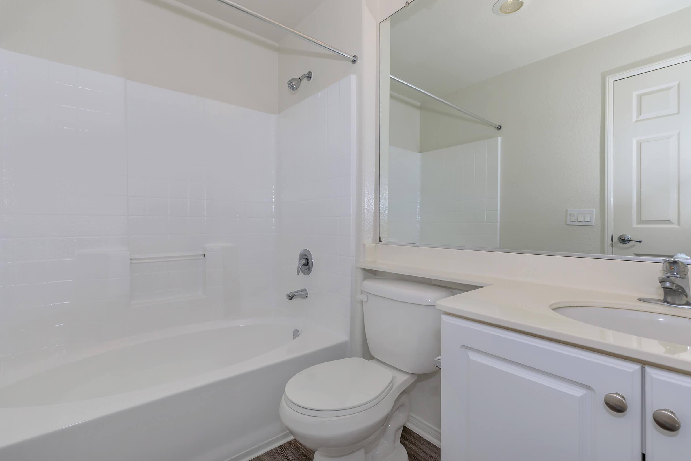 Laurel Glen Apartment Homes has spacious bathrooms