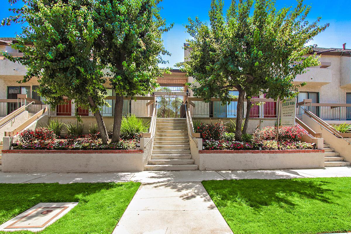 a garden in front of a building