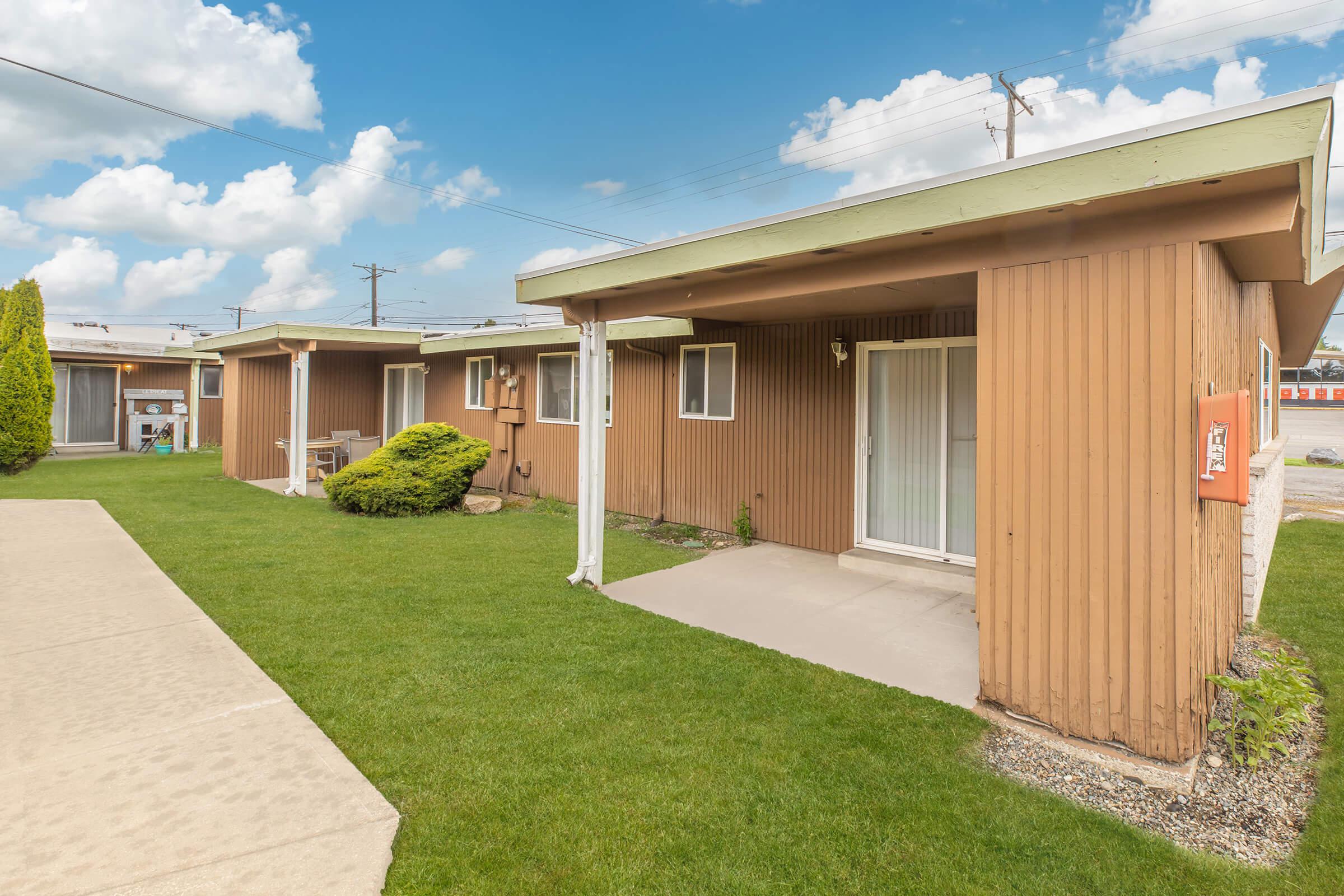 Colonial Village Photo Gallery