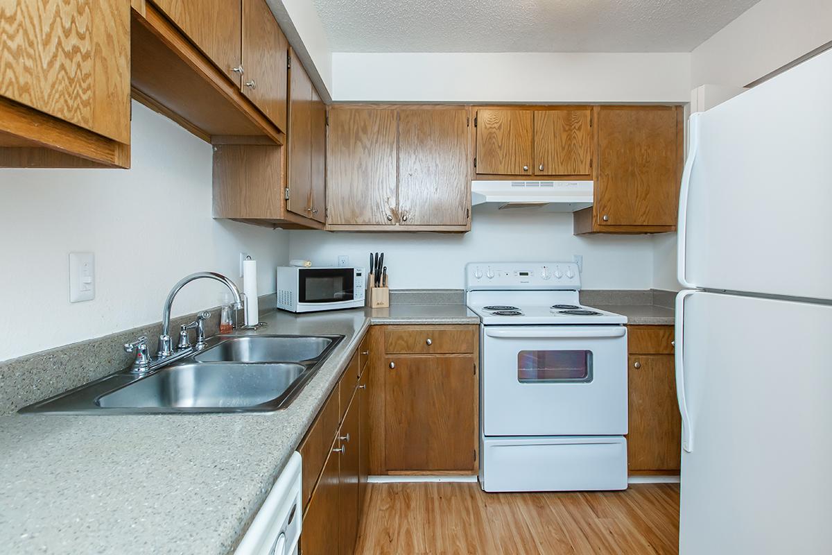 FULLY-EQUIPPED KITCHEN