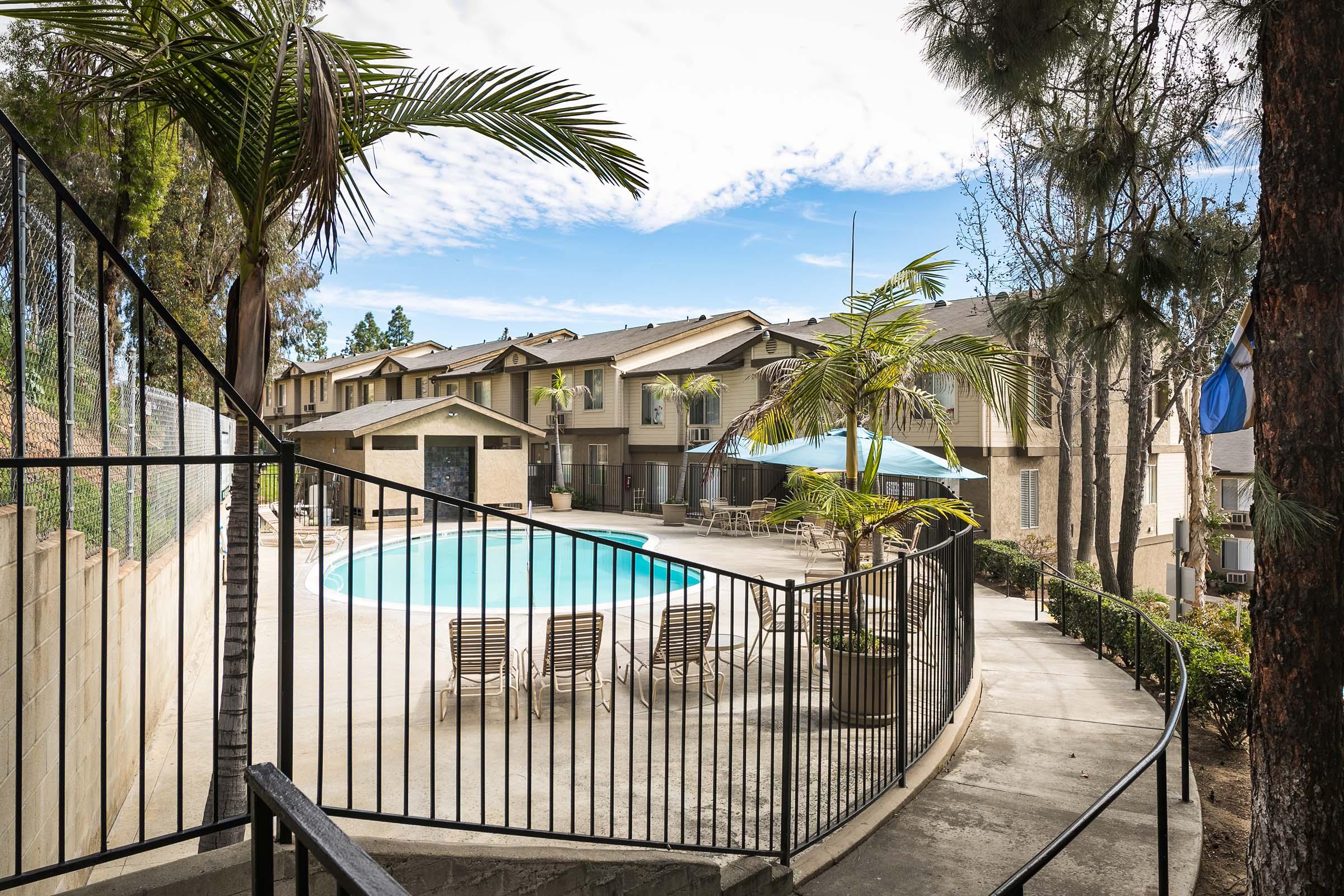 Stone Ridge Apartments