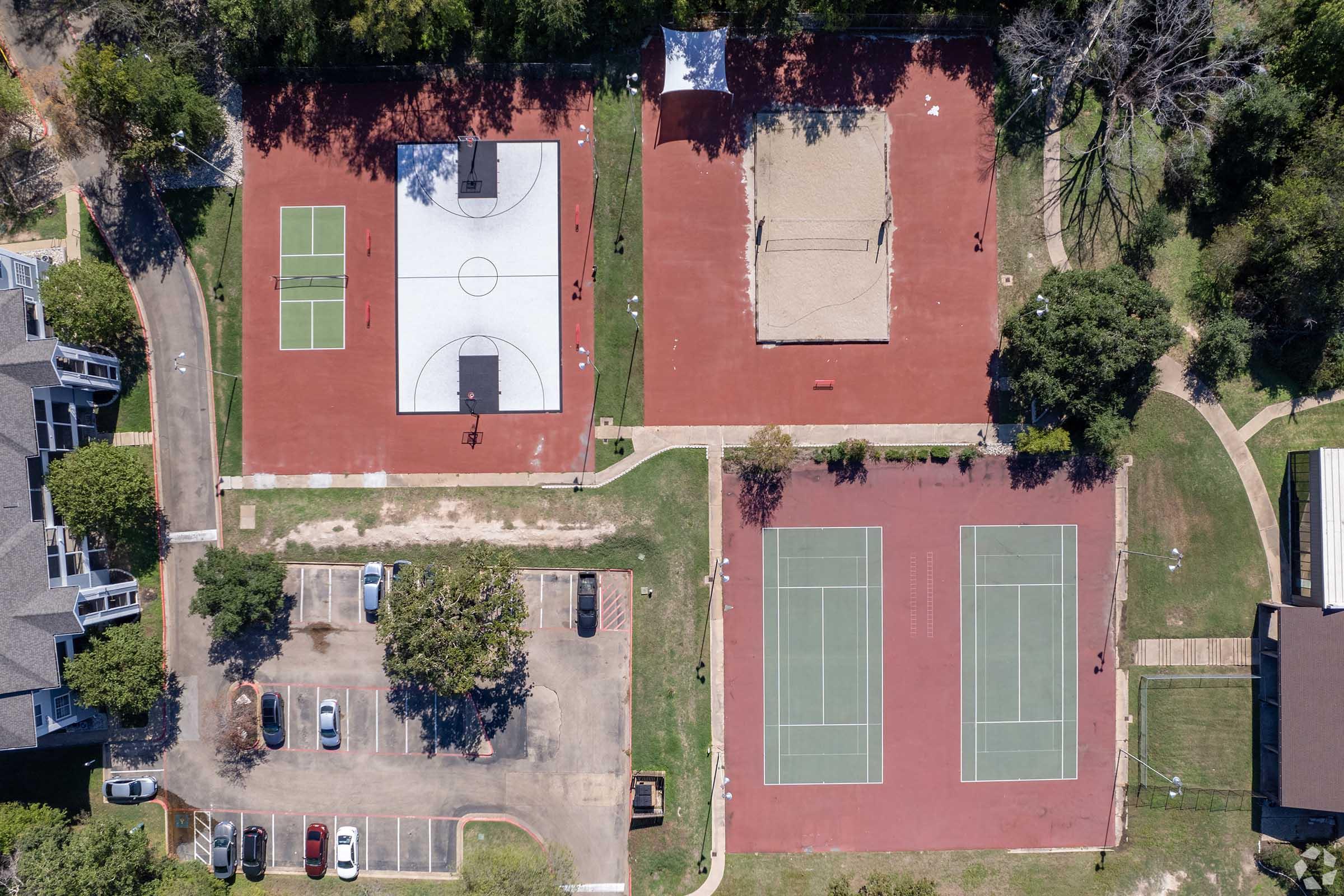 From basketball and tennis to sand volleyball and pickleball, our active zone has it all—perfect for breaking a sweat, a friendly match, or outdoor fun with friends!