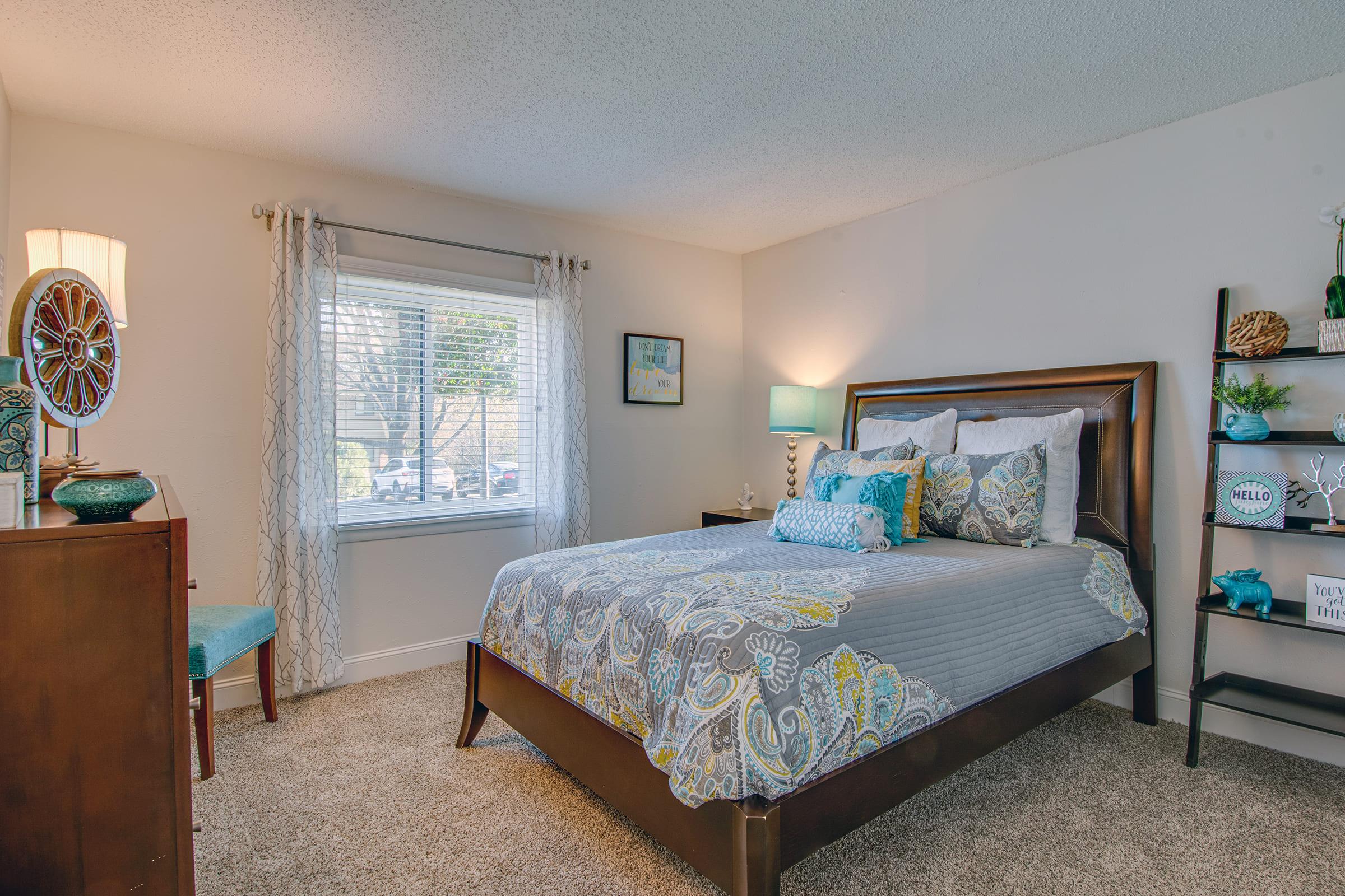 Spacious beautiful room at Nob Hill Apartments in Nashville, Tennessee.
