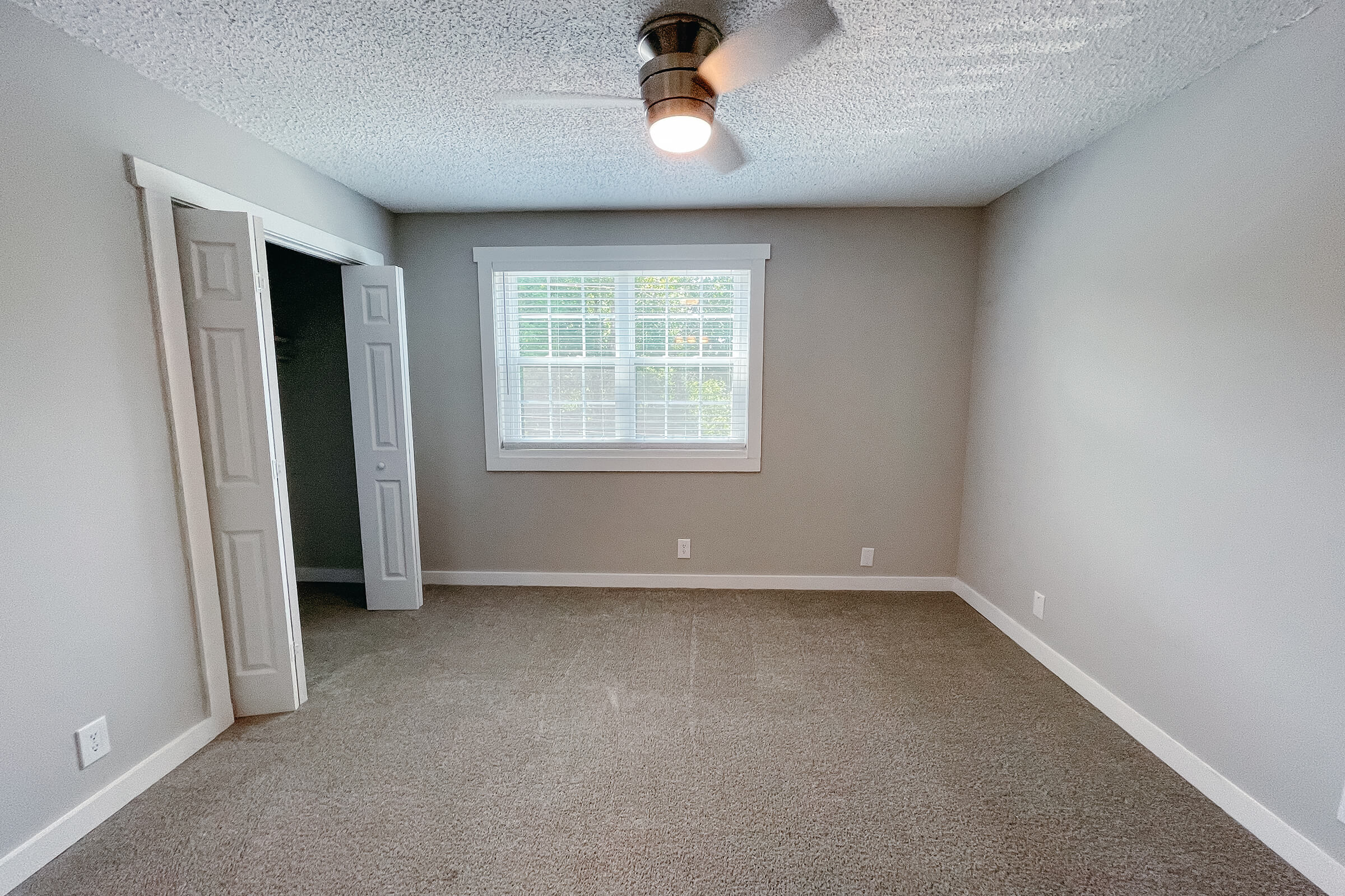 Cozy Bedroom in Clarksville, TN