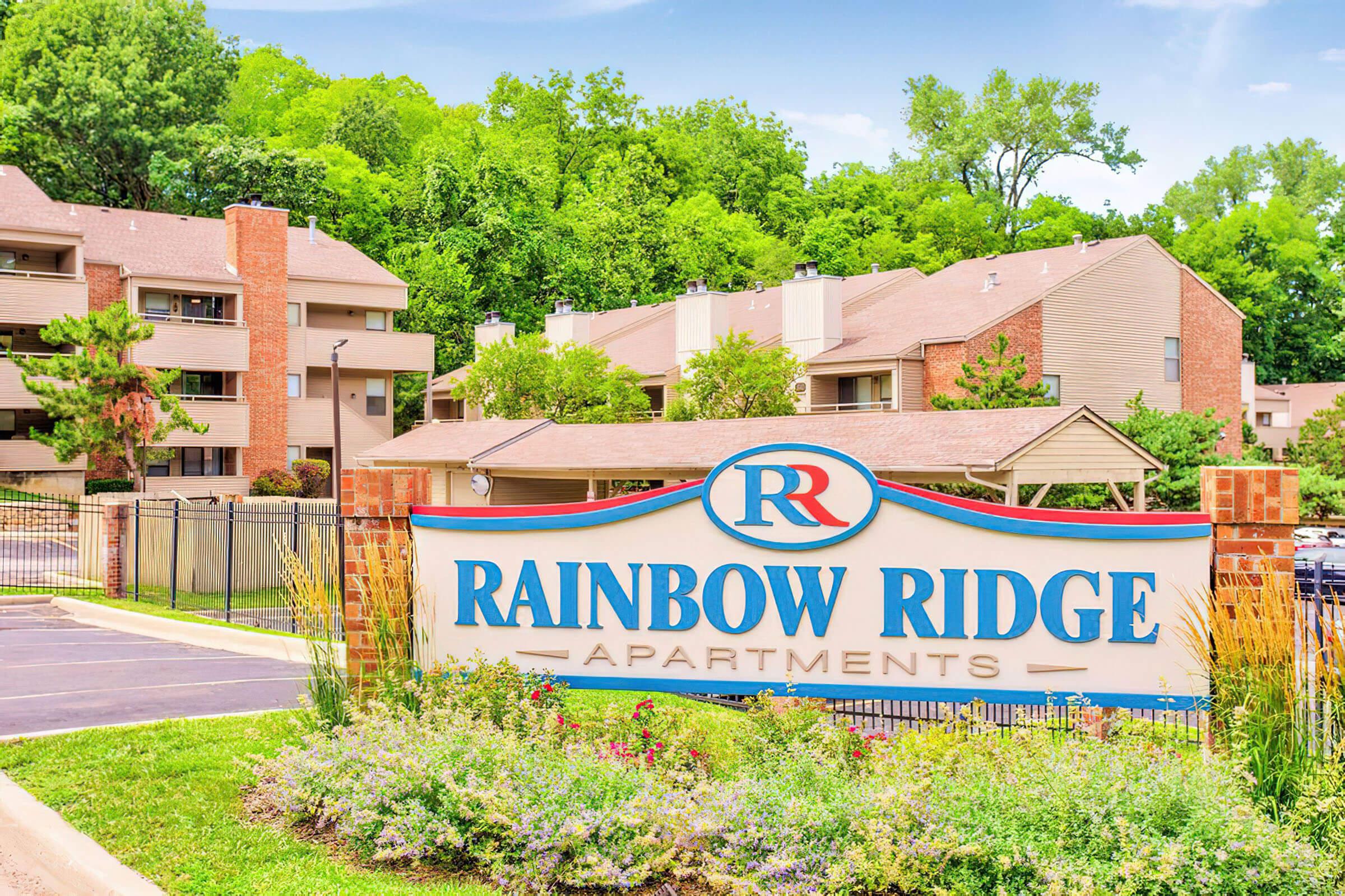 Rainbow Ridge Exterior  - Rainbow Ridge Apartments - Kansas City - Kansas