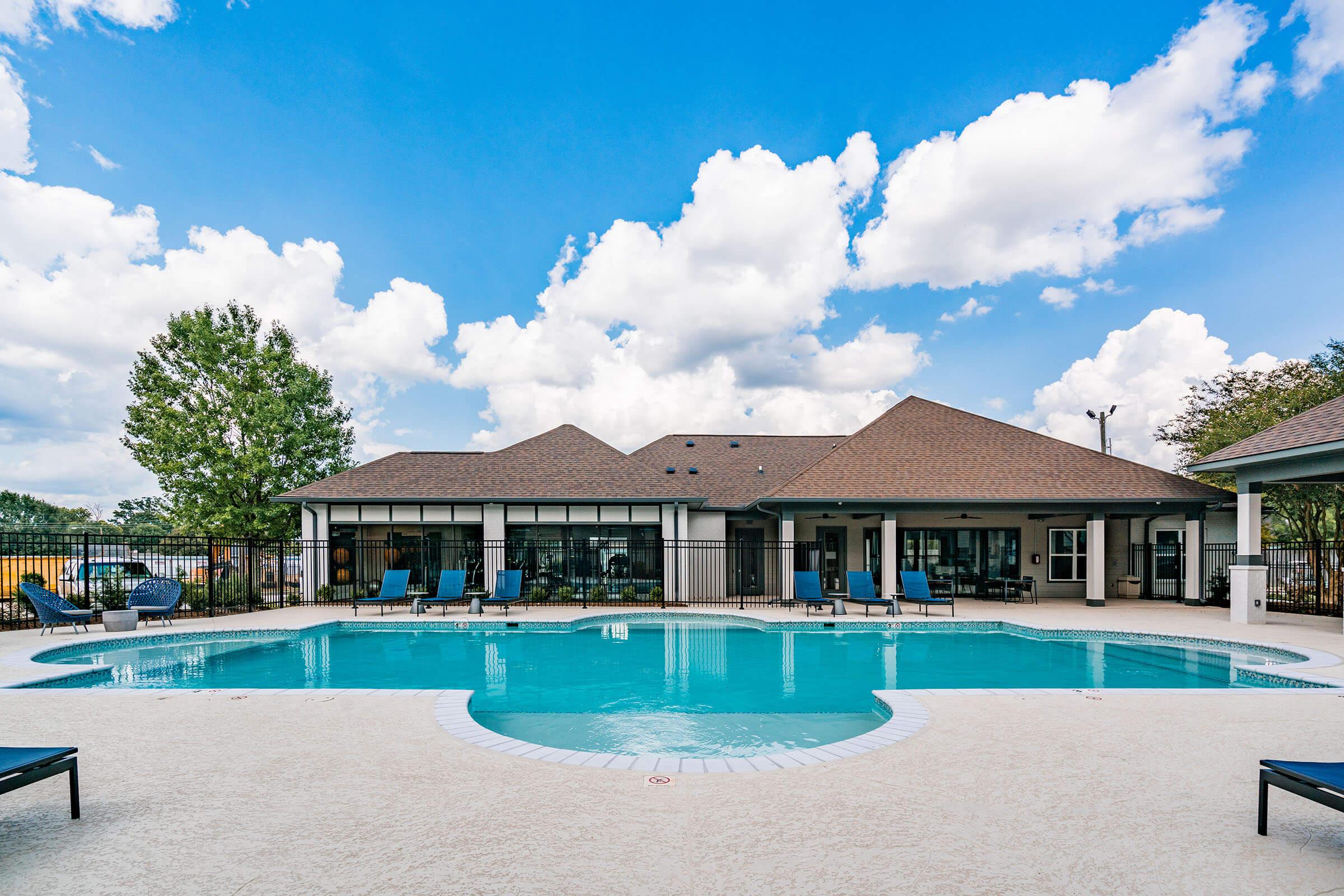 Citiscape Pool5.jpg