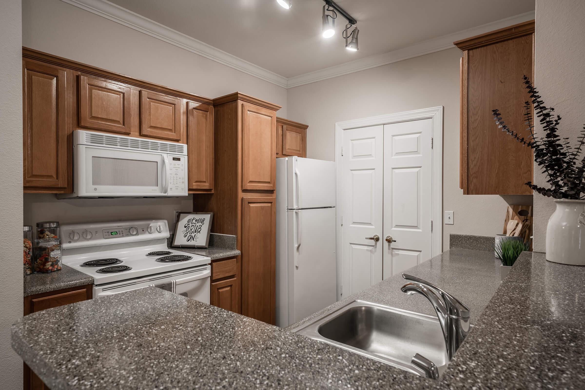Citiscape Kitchen2.jpg