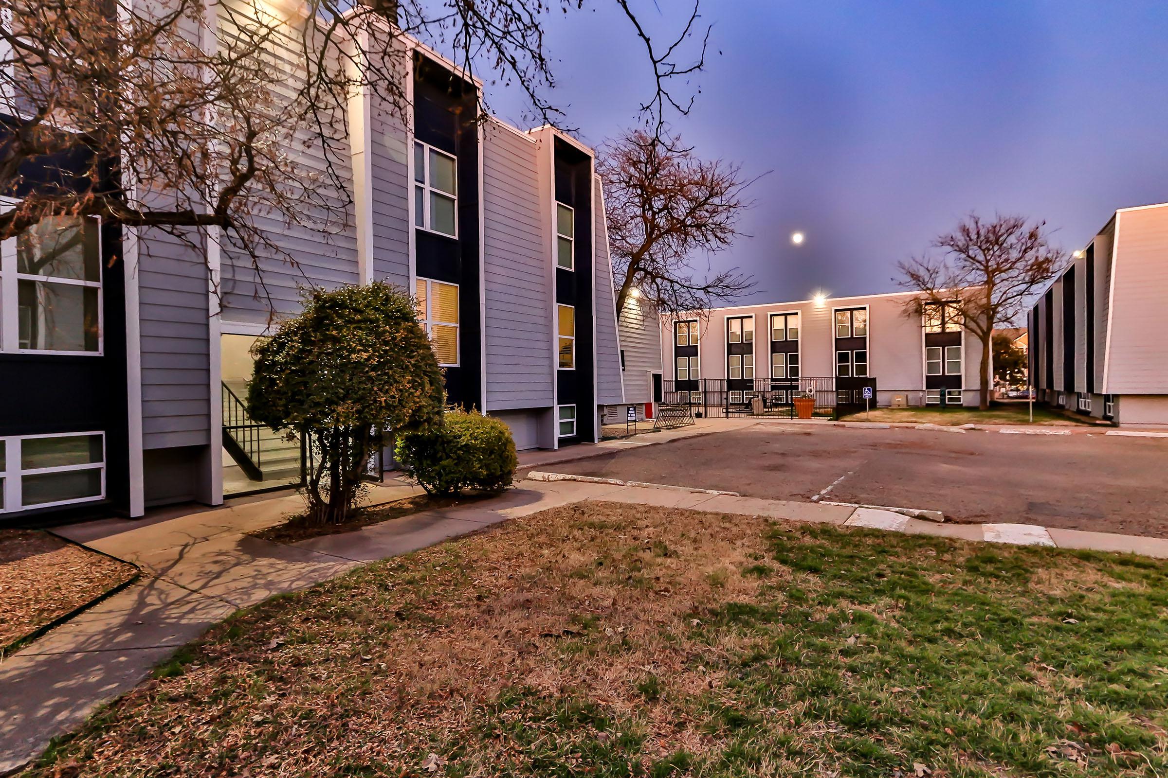 College Pointe Apartments-103.jpg