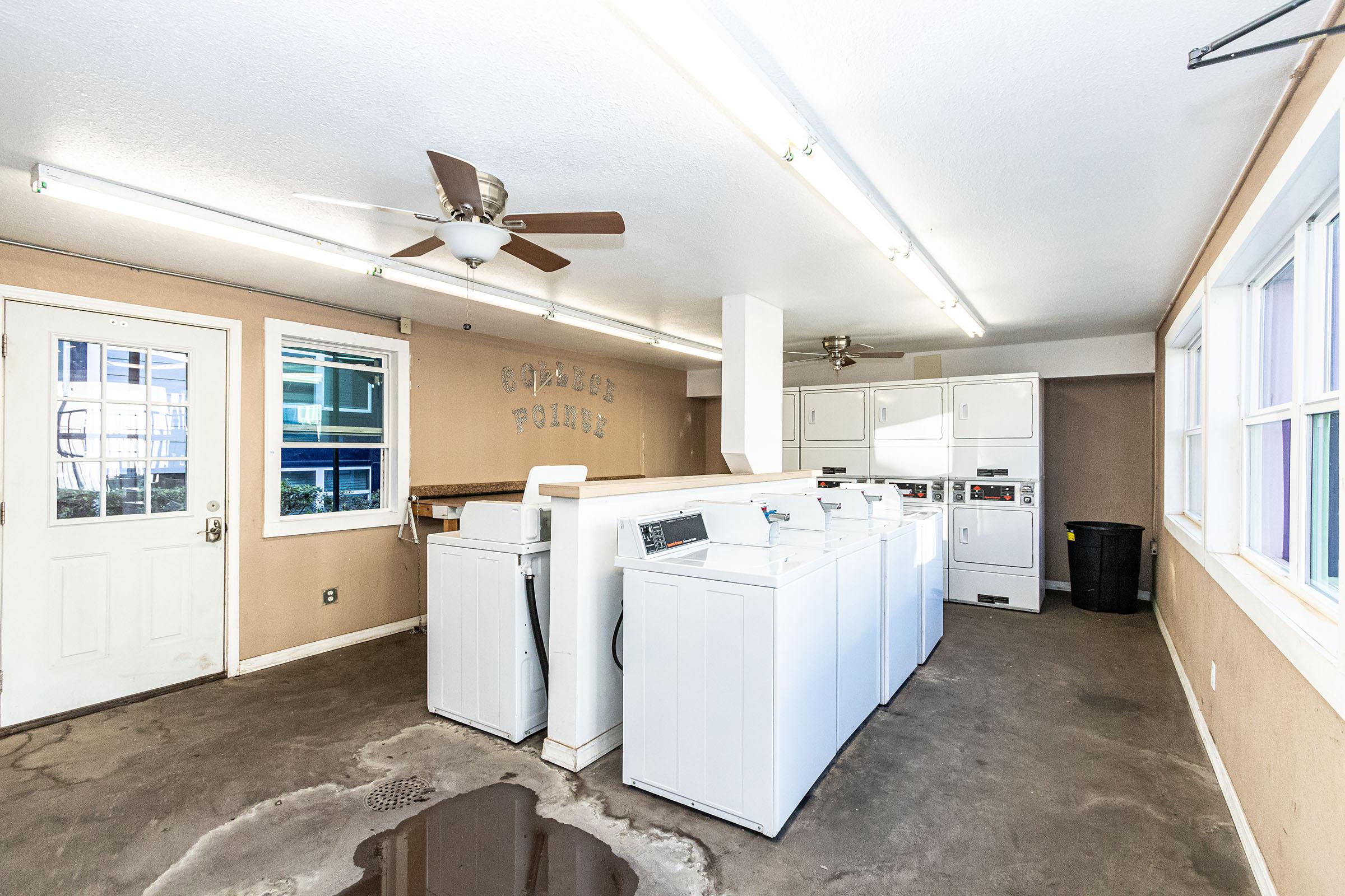 College Pointe Apartments-28.jpg