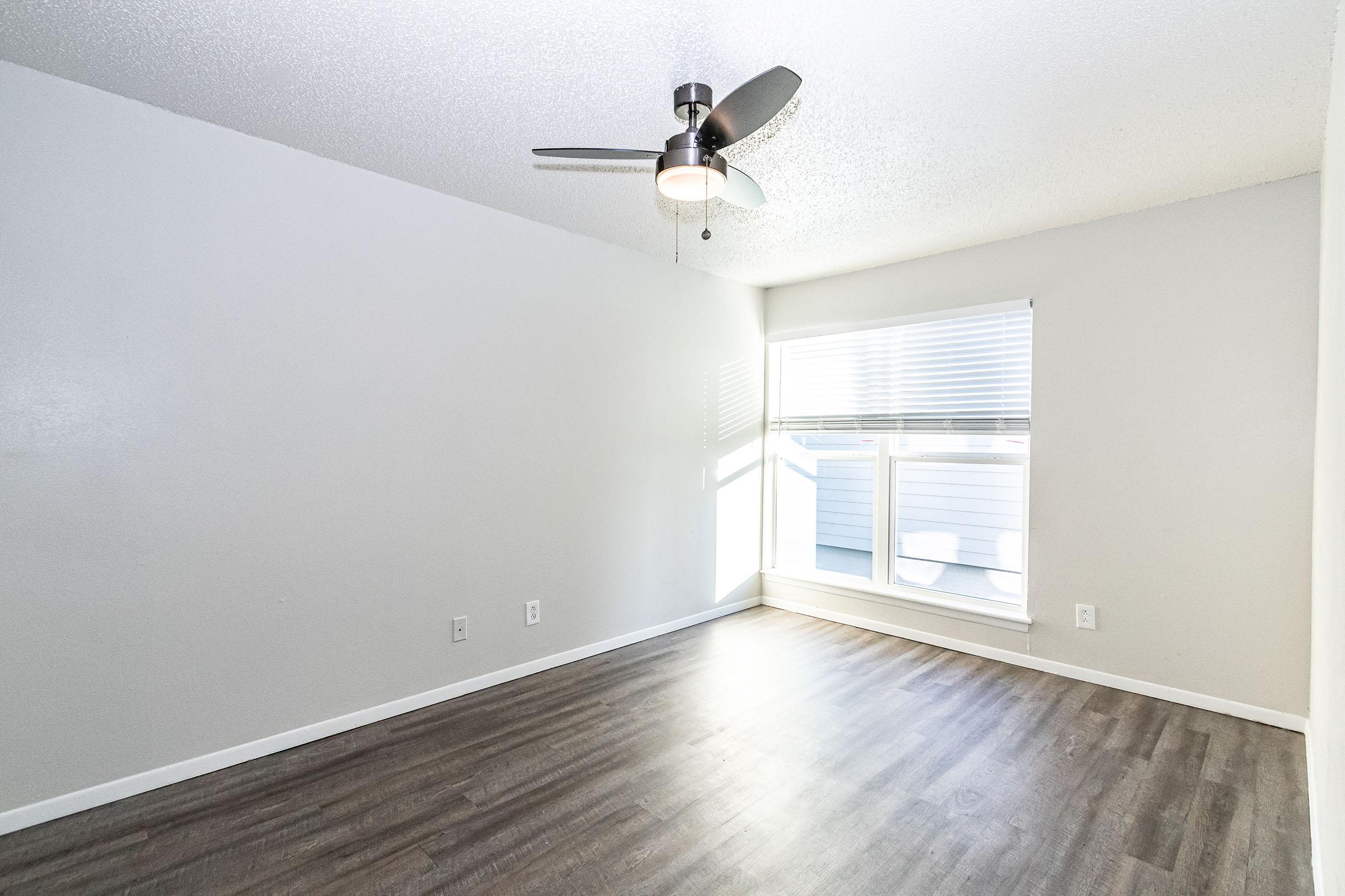 College Pointe Apartments-17.jpg