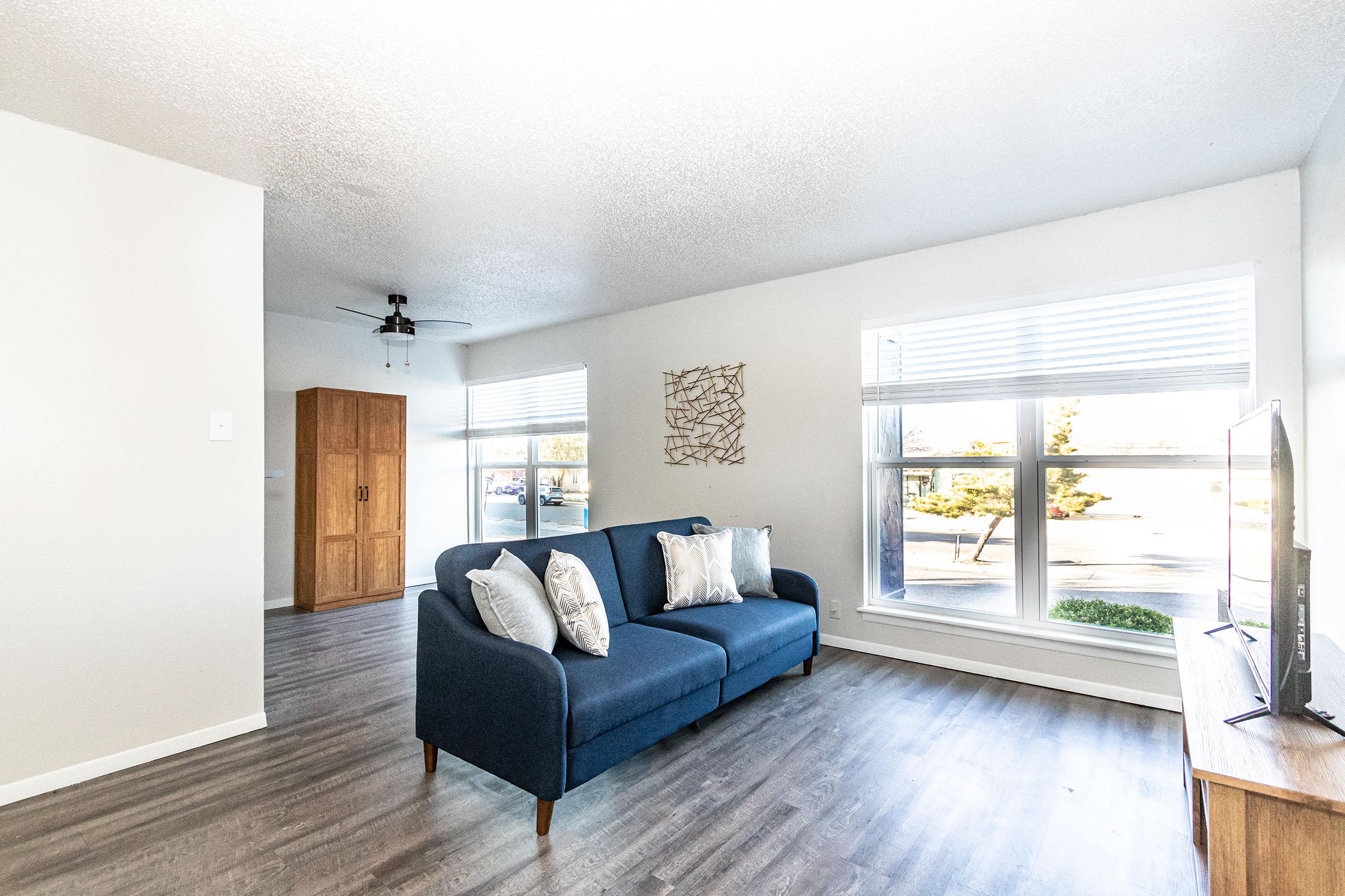 College Pointe Apartments-2.jpg