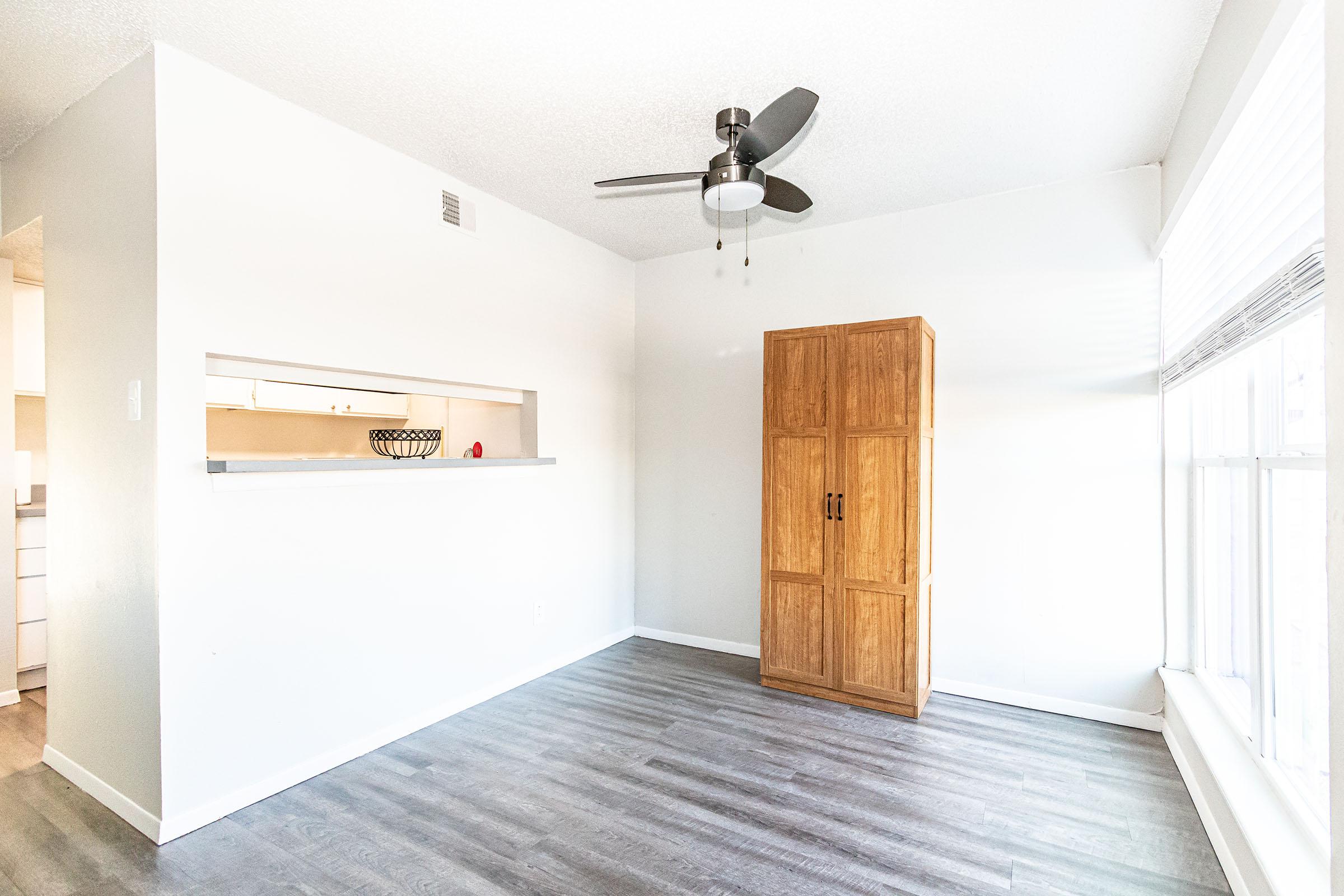 College Pointe Apartments-4.jpg