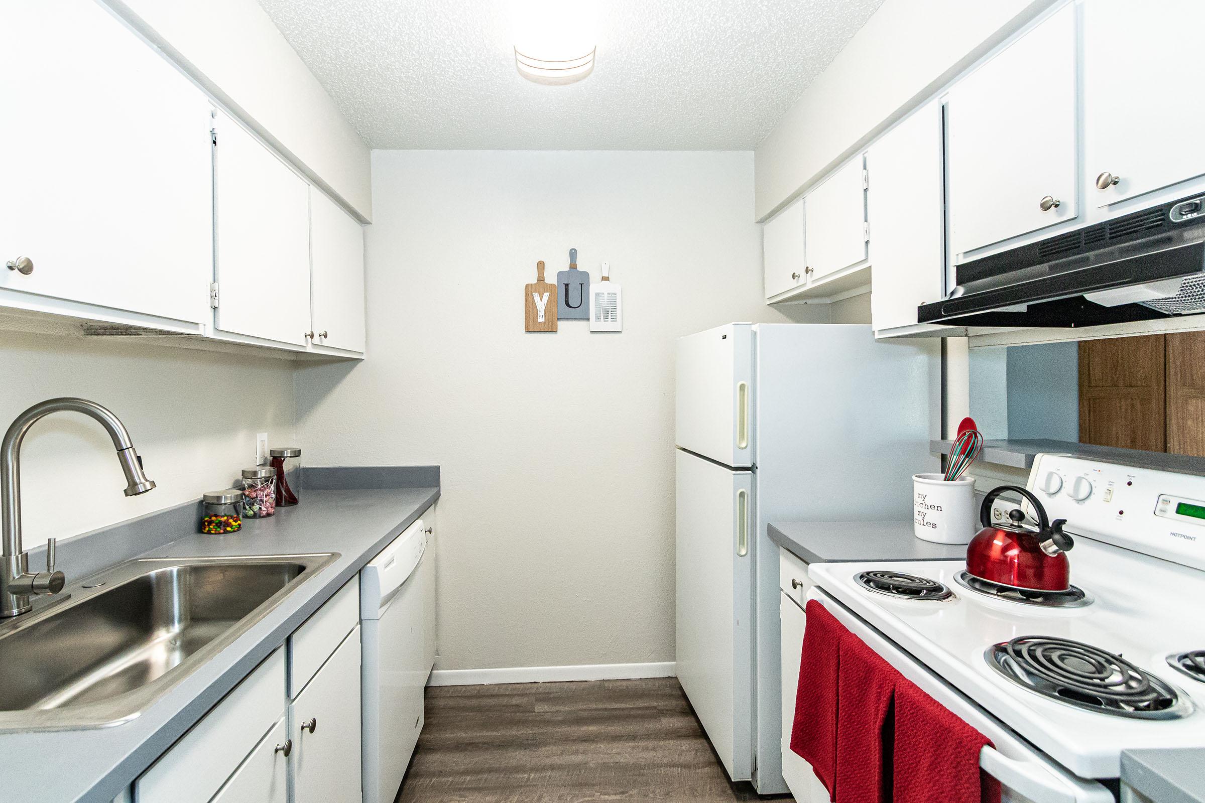 College Pointe Apartments-7.jpg
