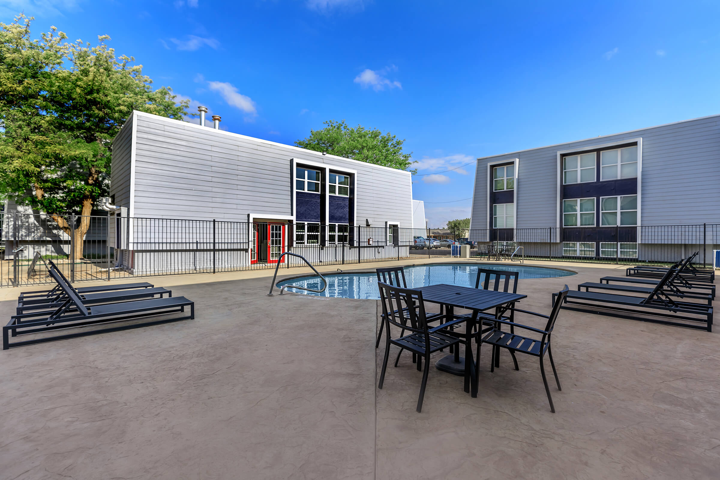 The Pointe Apartments Amenities