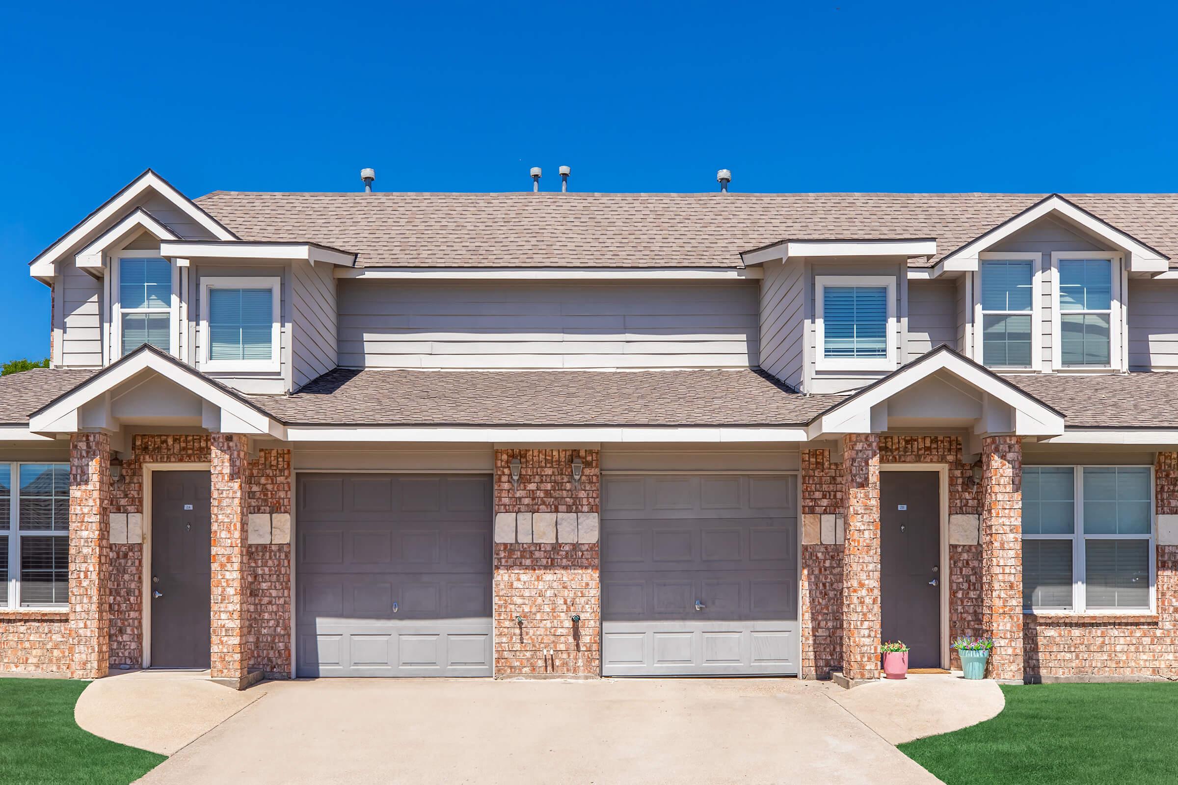 Riverwalk Townhomes exterior