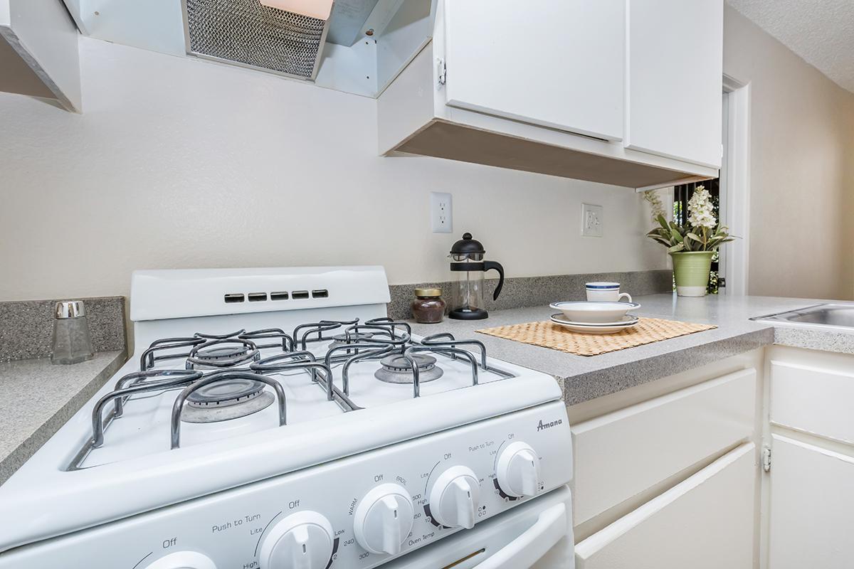 GORGEOUS COUNTERTOPS