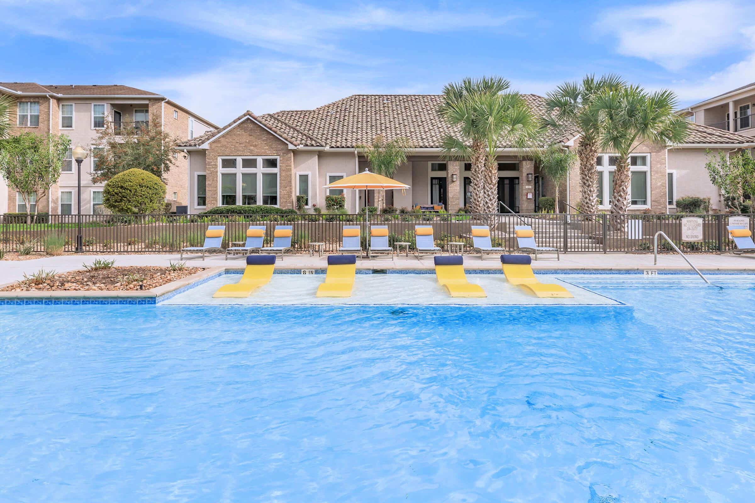 Woodland Point Apartment Living in Woodlands, TX