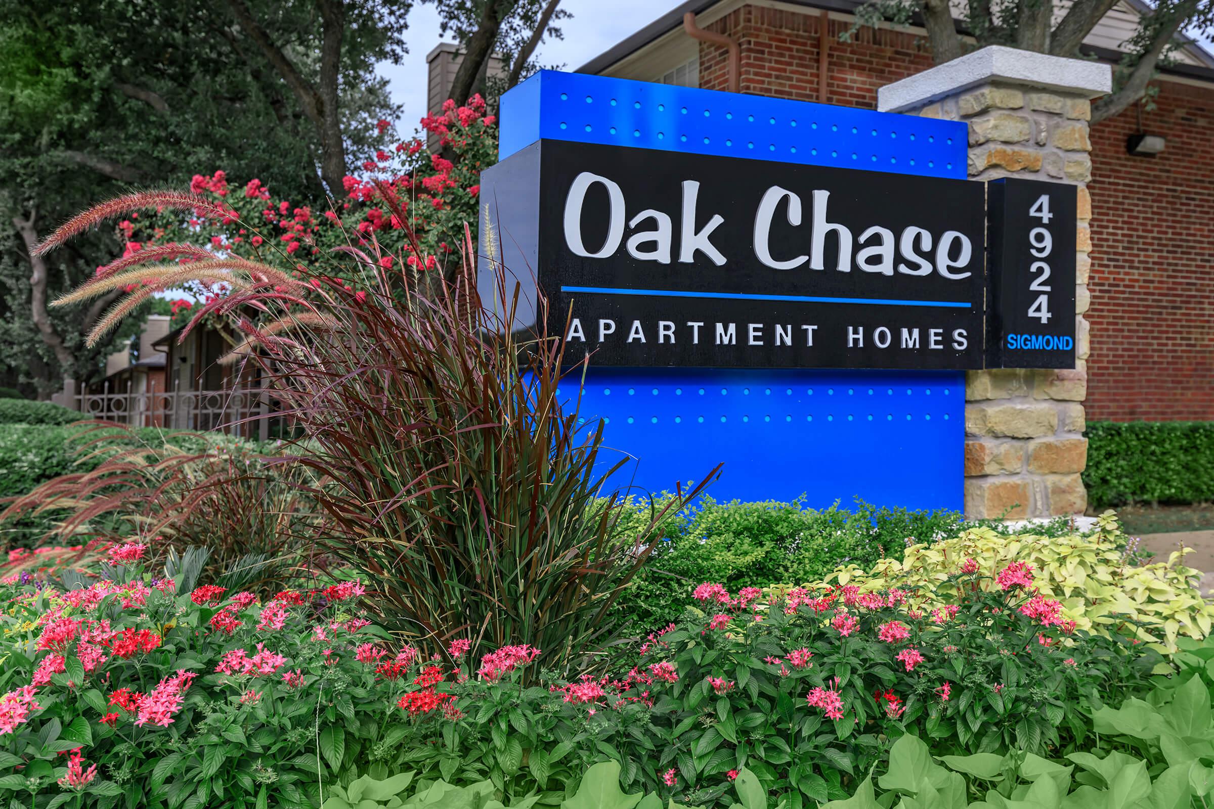 Oak Chase monument sign