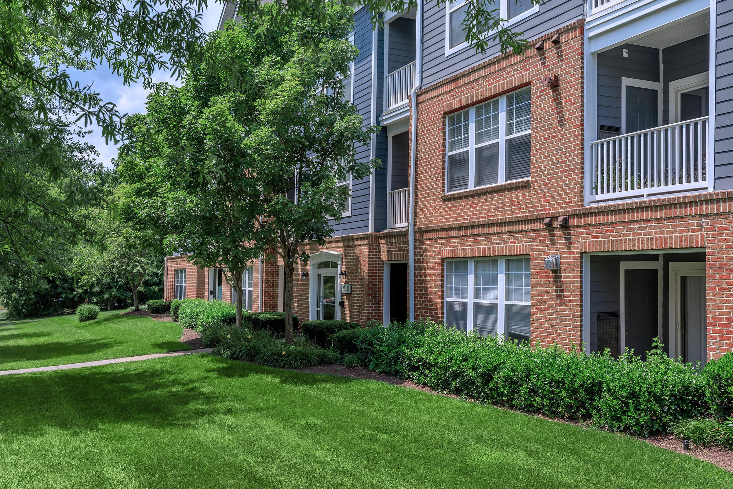 Landscaping at The Rothbury in Gaithersburg, MD