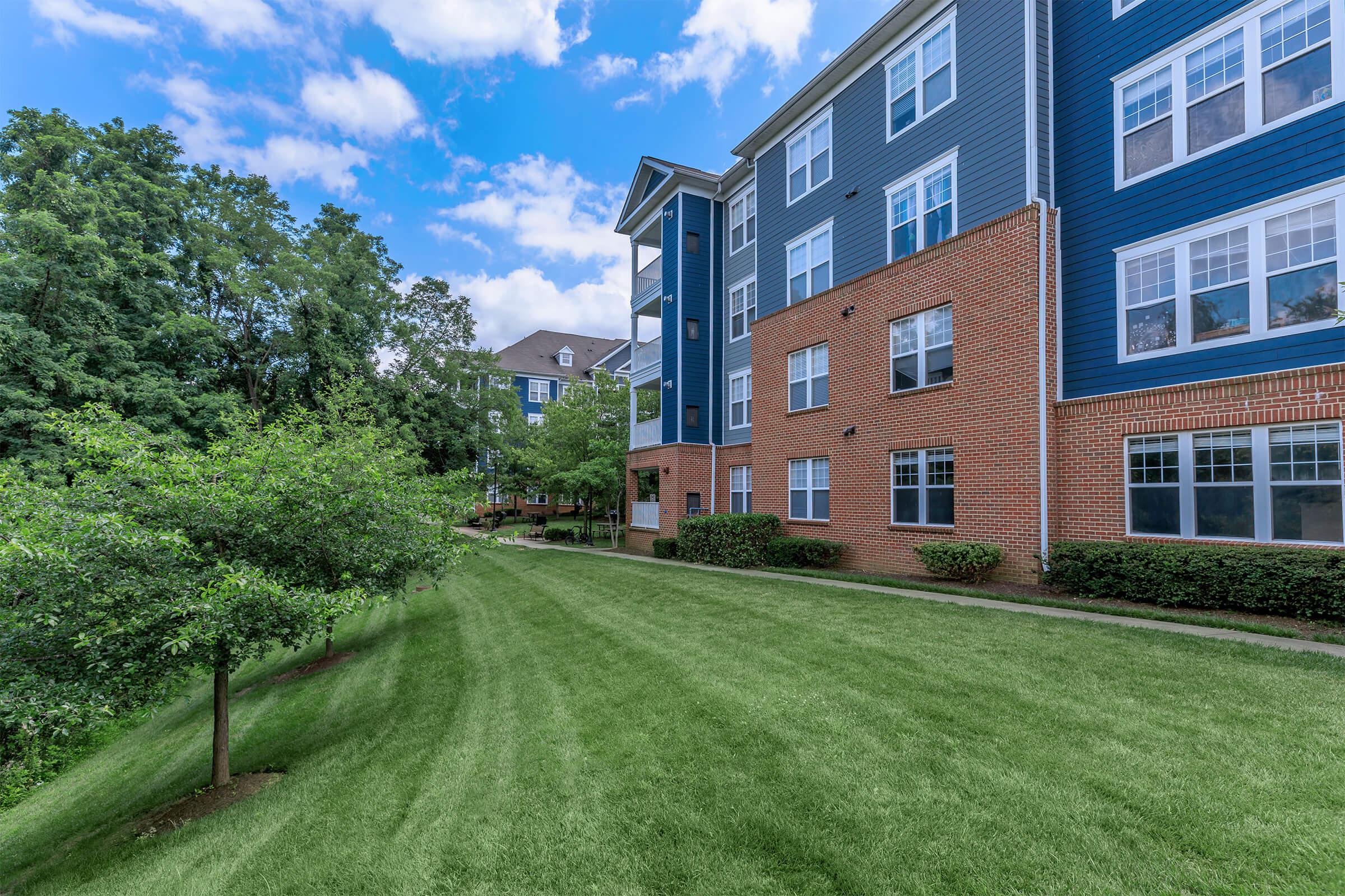 Landscaping at The Rothbury in Gaithersburg, MD