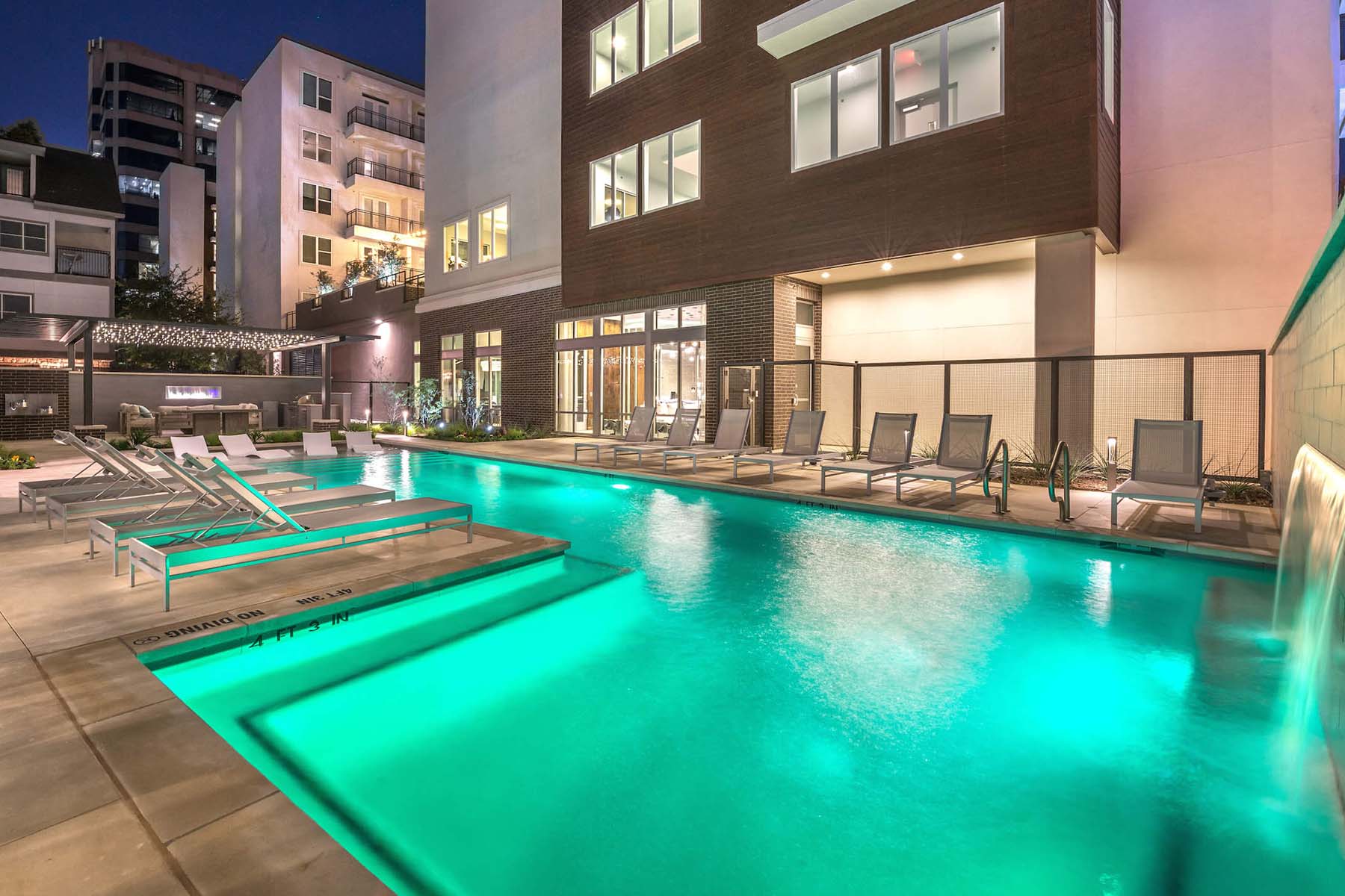 Uptown Cole Park Apartments in Dallas, TX