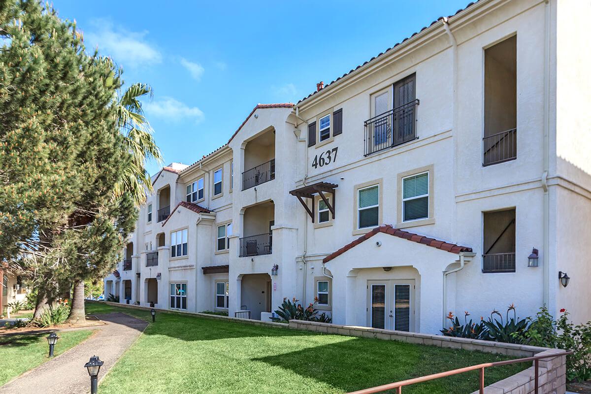 WELCOME HOME TO TOWN PARK VILLAS IN SAN DIEGO, CA