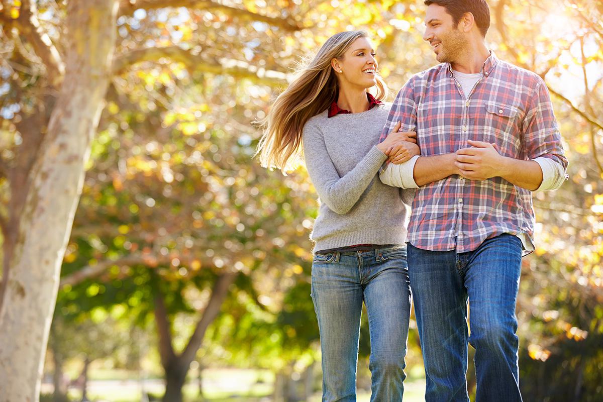 couple in park.jpg