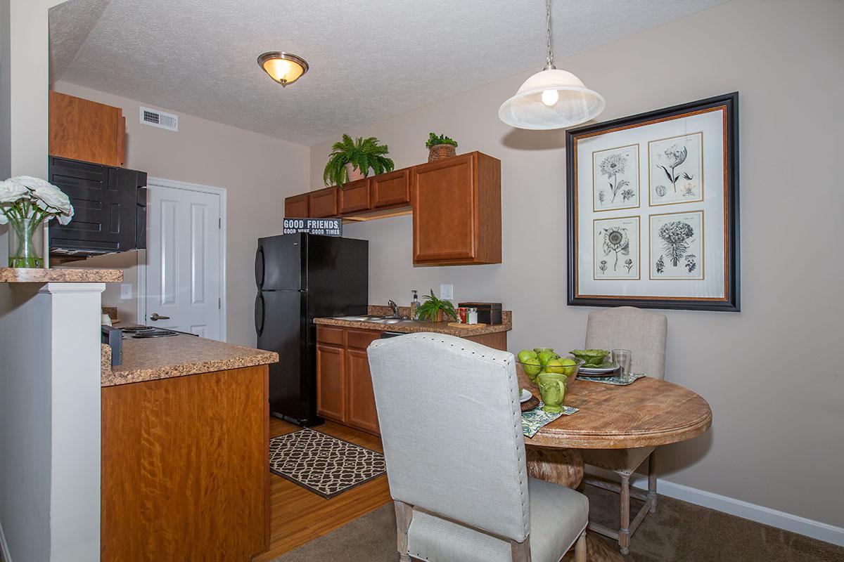 03 Dining Room.jpg