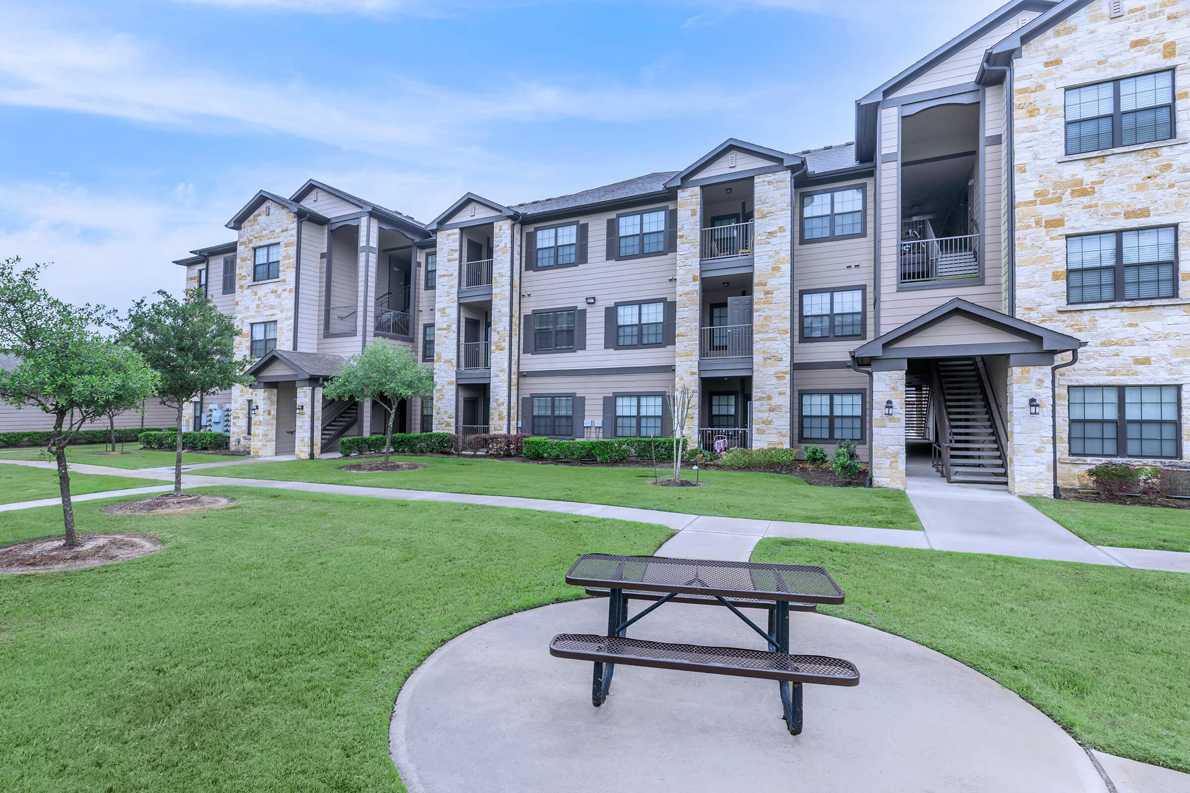 Willow Creek Apartments - Photo Gallery