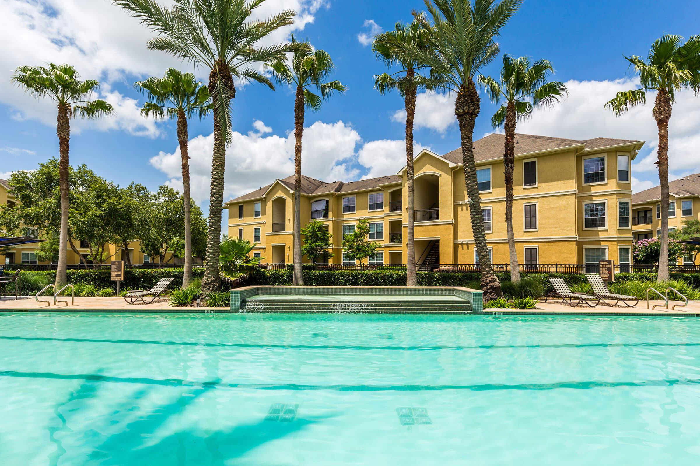 The Lynx Apartments in ster, TX