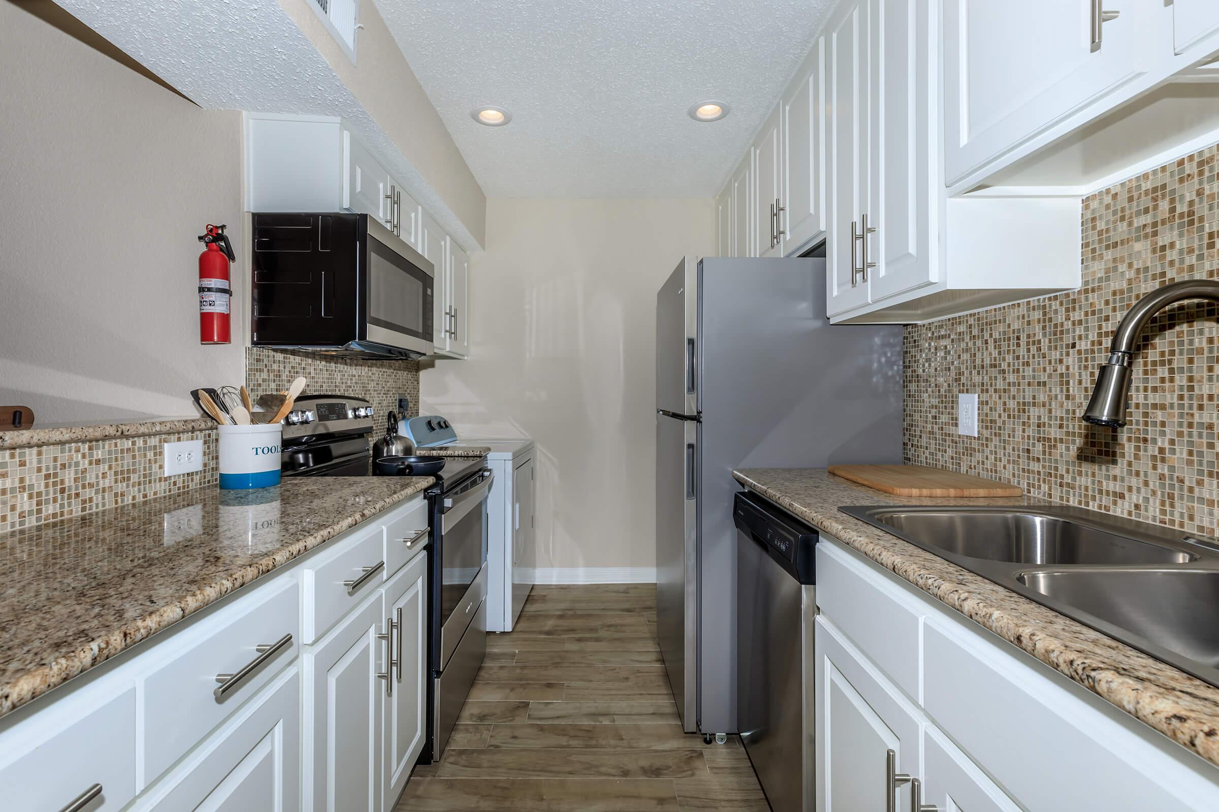 SLEEK ALL-ELECTRIC KITCHEN