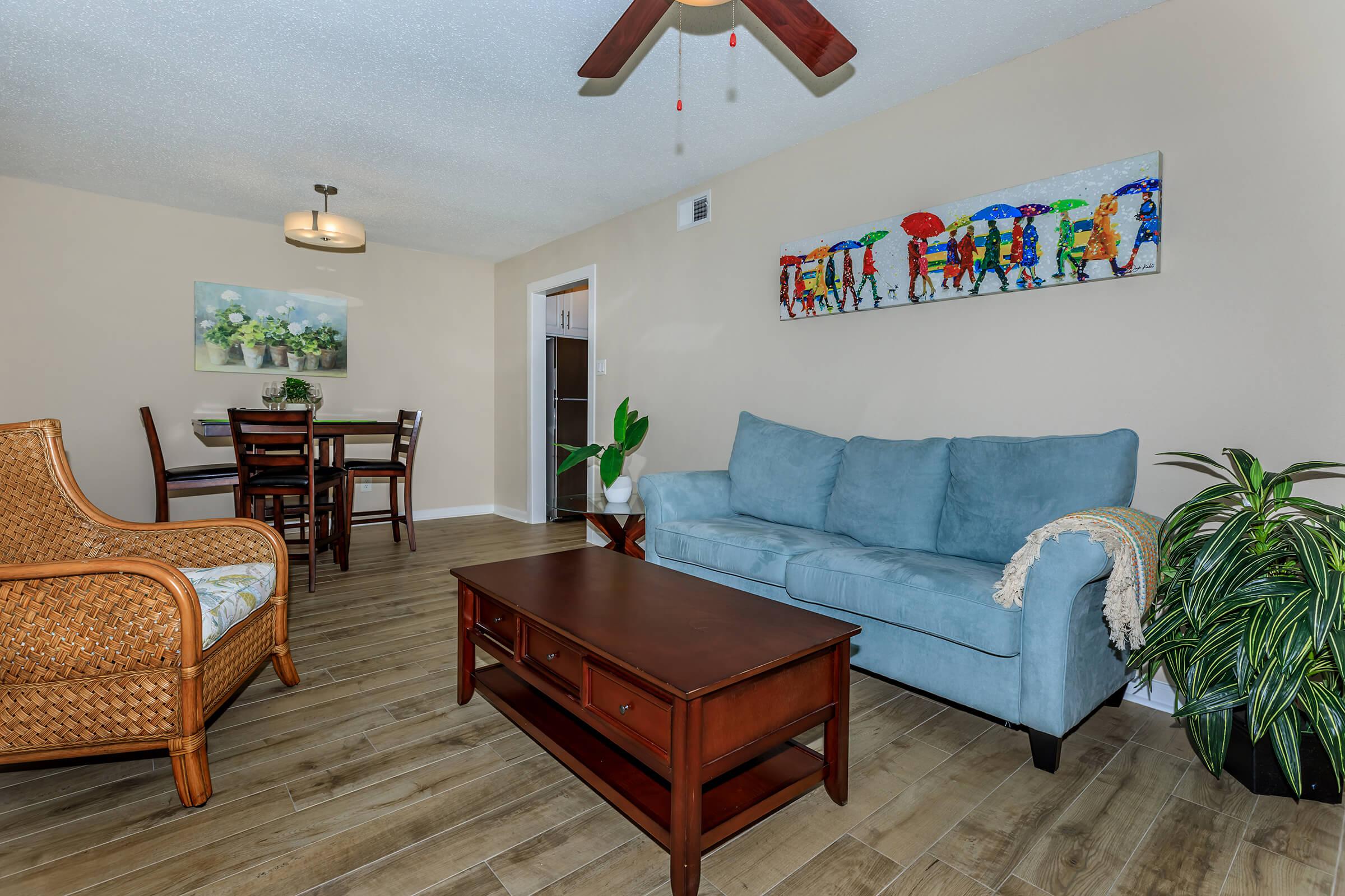 WELCOME HOME TO MONTABELLA AT OAK FOREST APARTMENTS