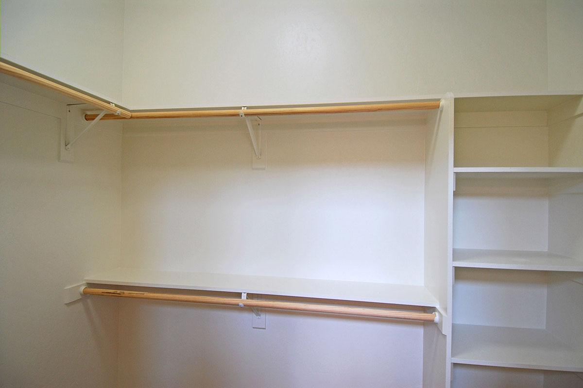 Walk-in closet