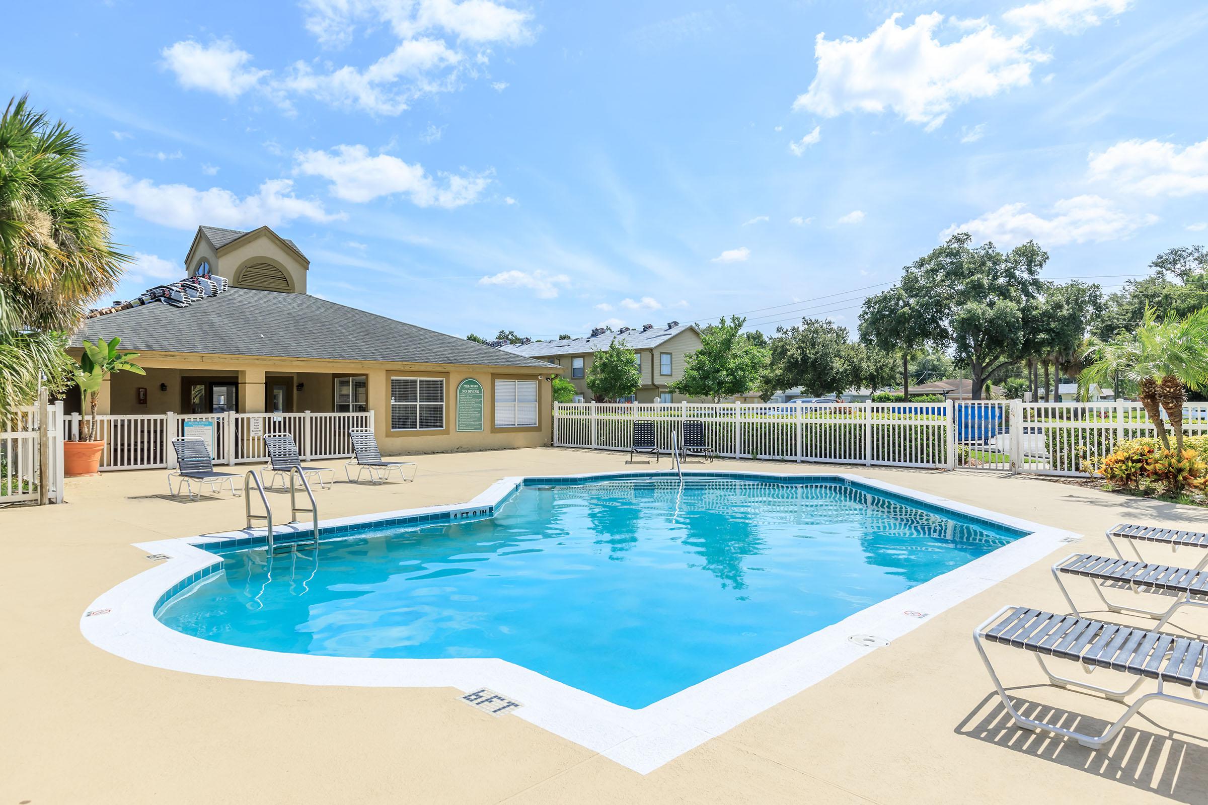 Aqua Links Apartment Living in Sanford, FL