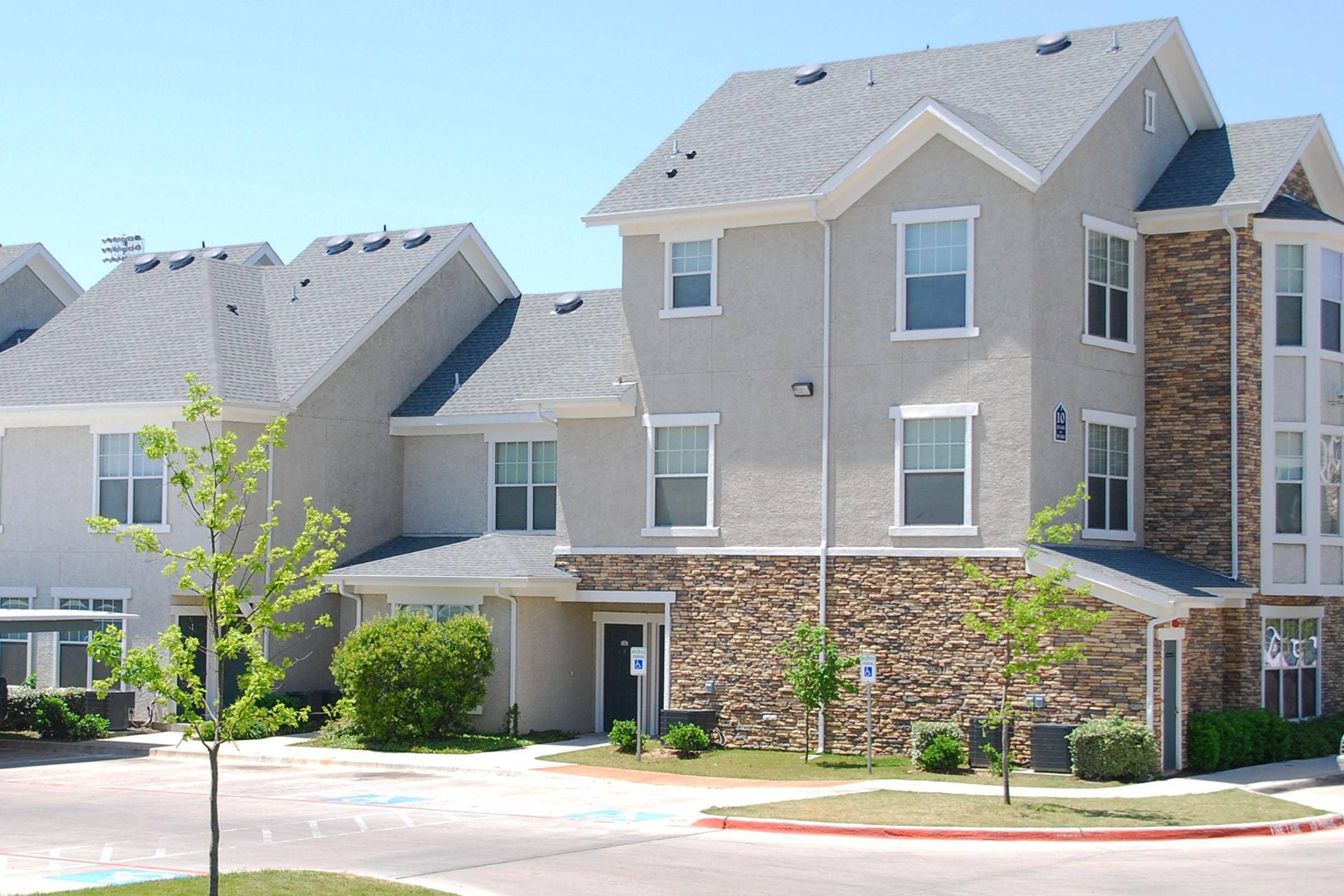 Service Request Delafield Villas in Dallas, TX