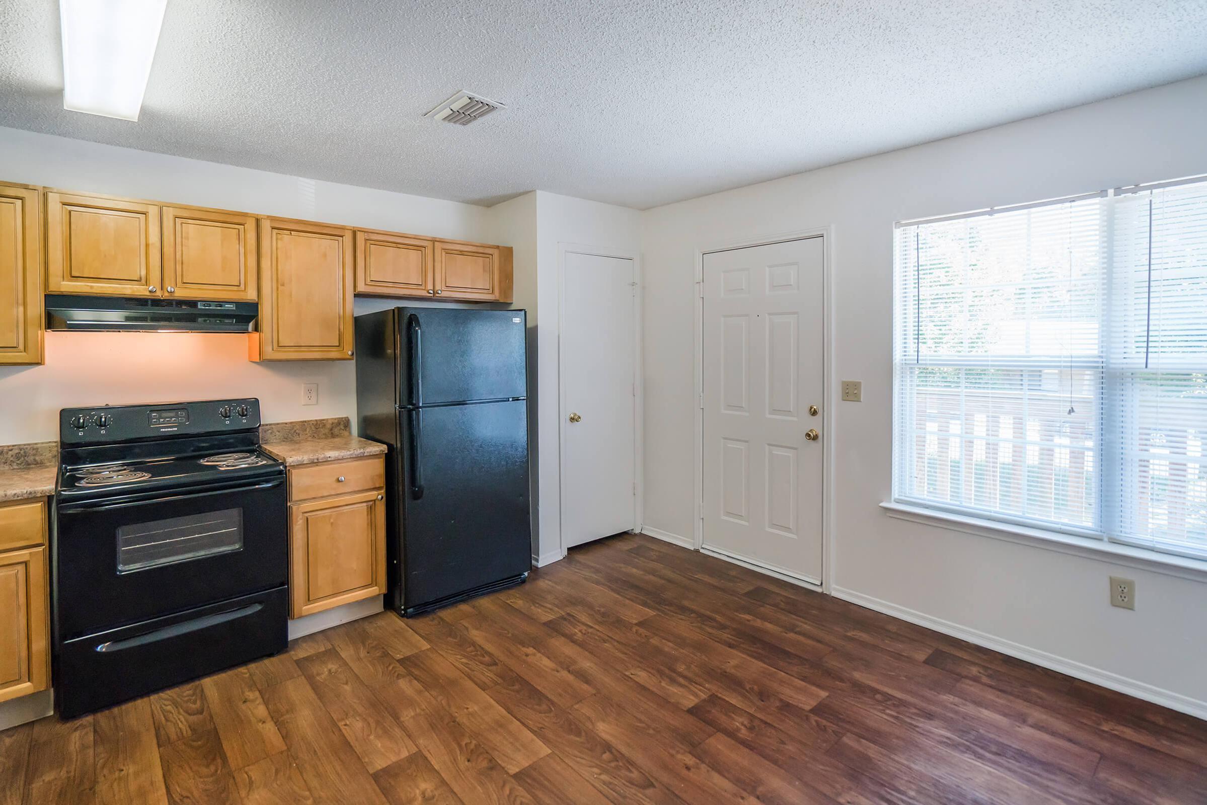 three bedroom apartment with electric kitchen at Willow Pointe in Antioch