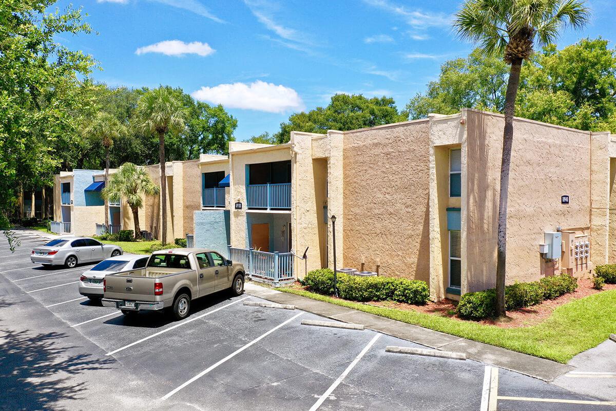 seastone-luxury-apartments-tampa-fl-aerial-photo (6).jpg