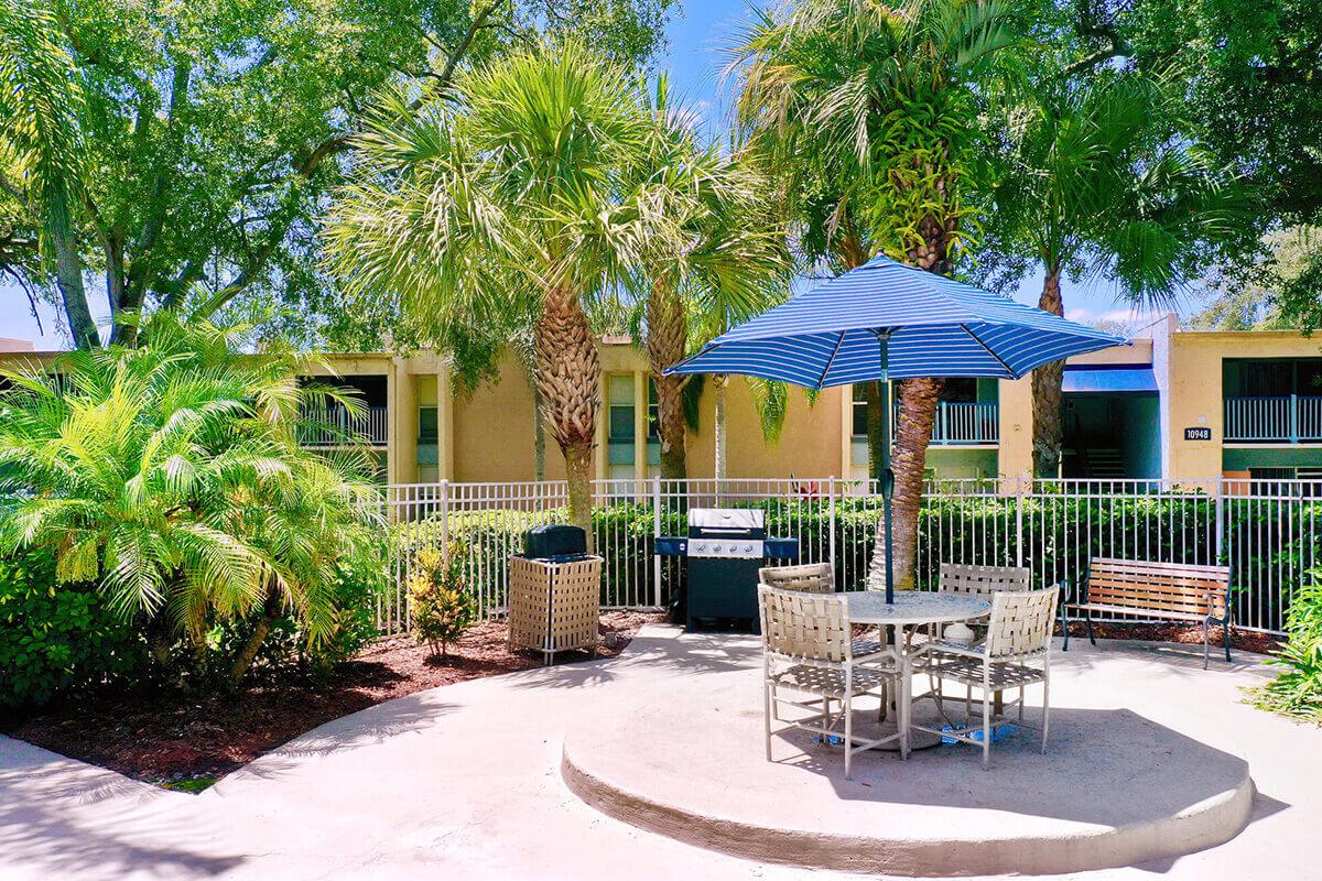 seastone-luxury-apartments-tampa-fl-primary-photo.jpg