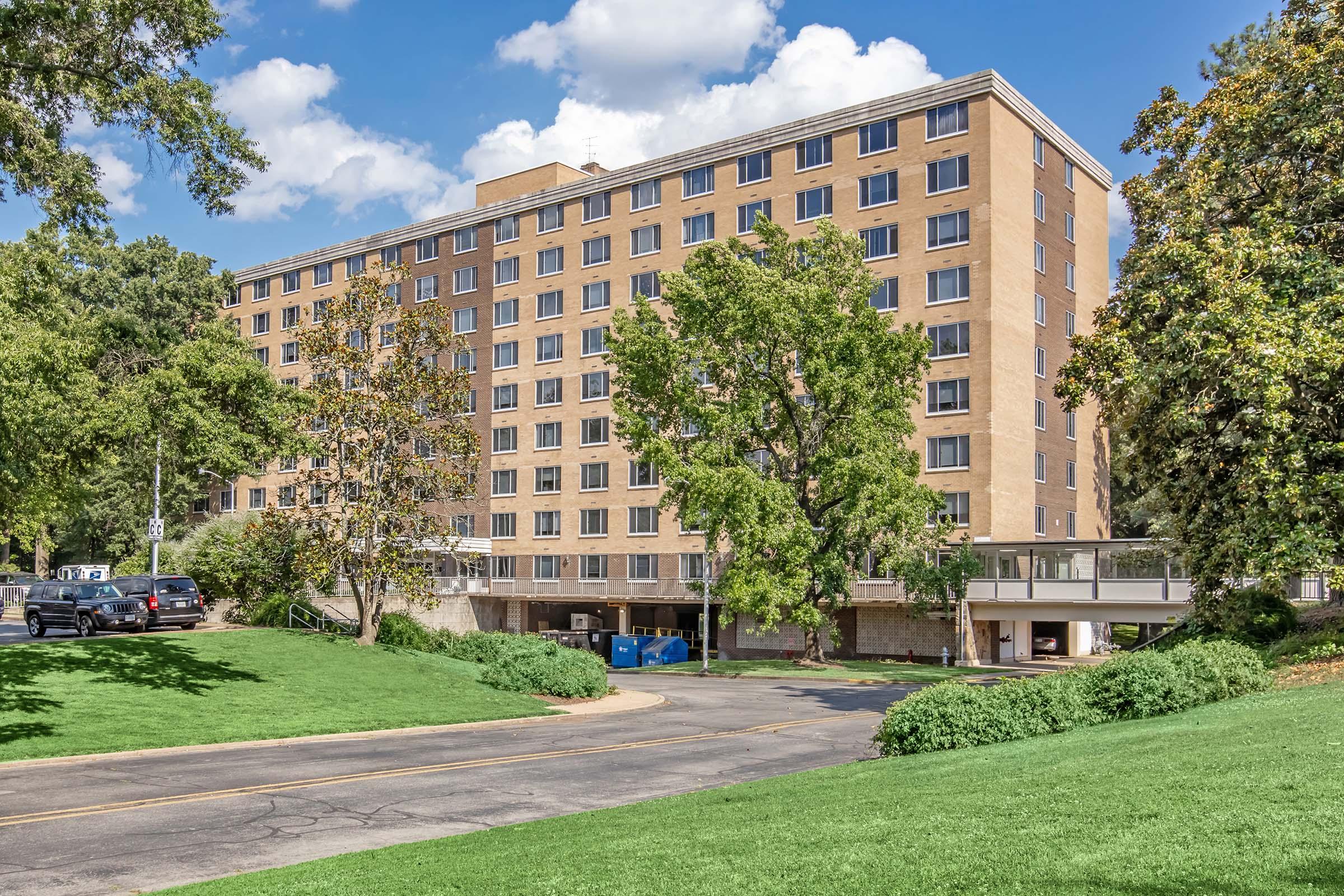 Thumbnail for Richmond Va Apartments Near Shopping Centers