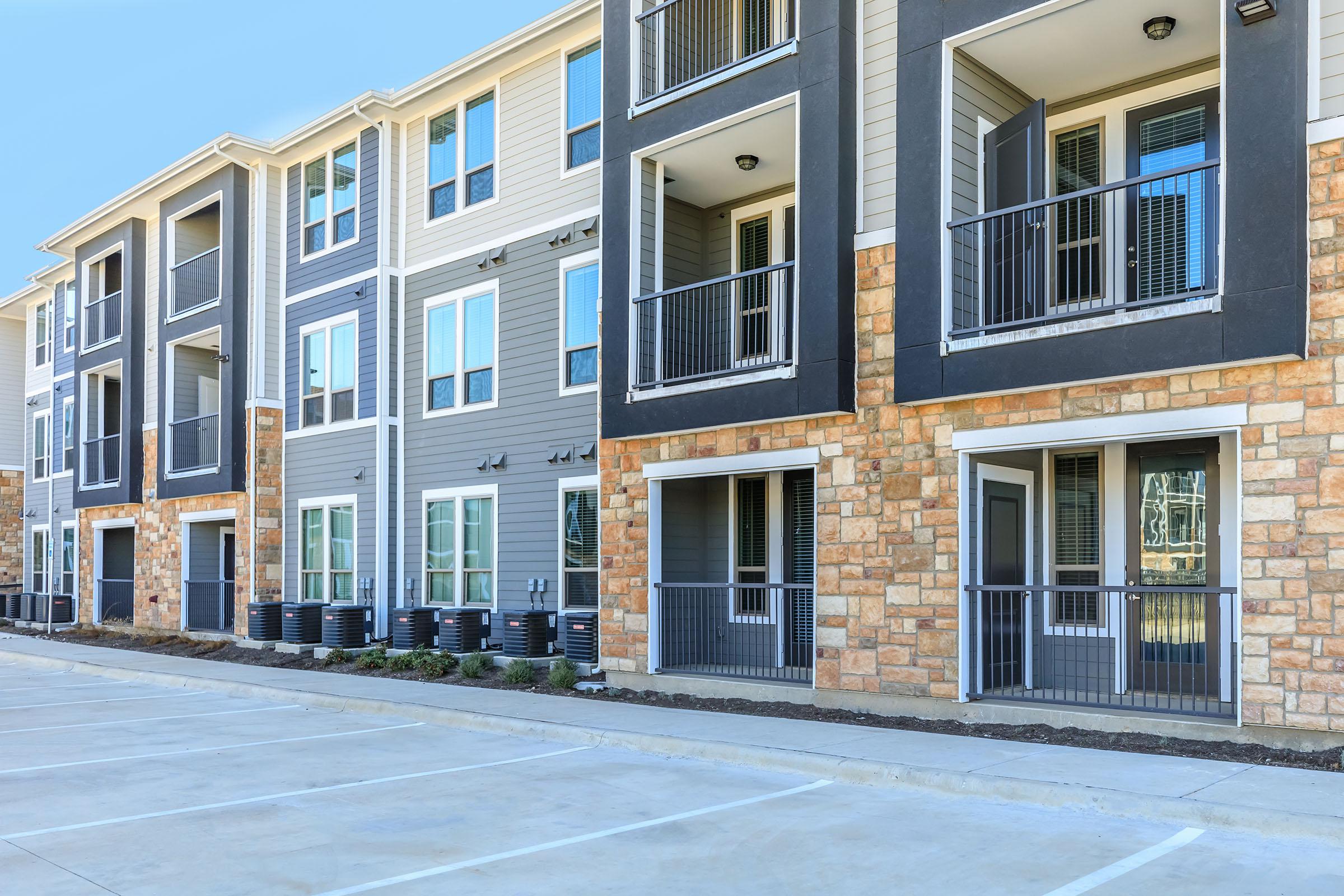 Limestone Ridge - Apartments in Austin, TX