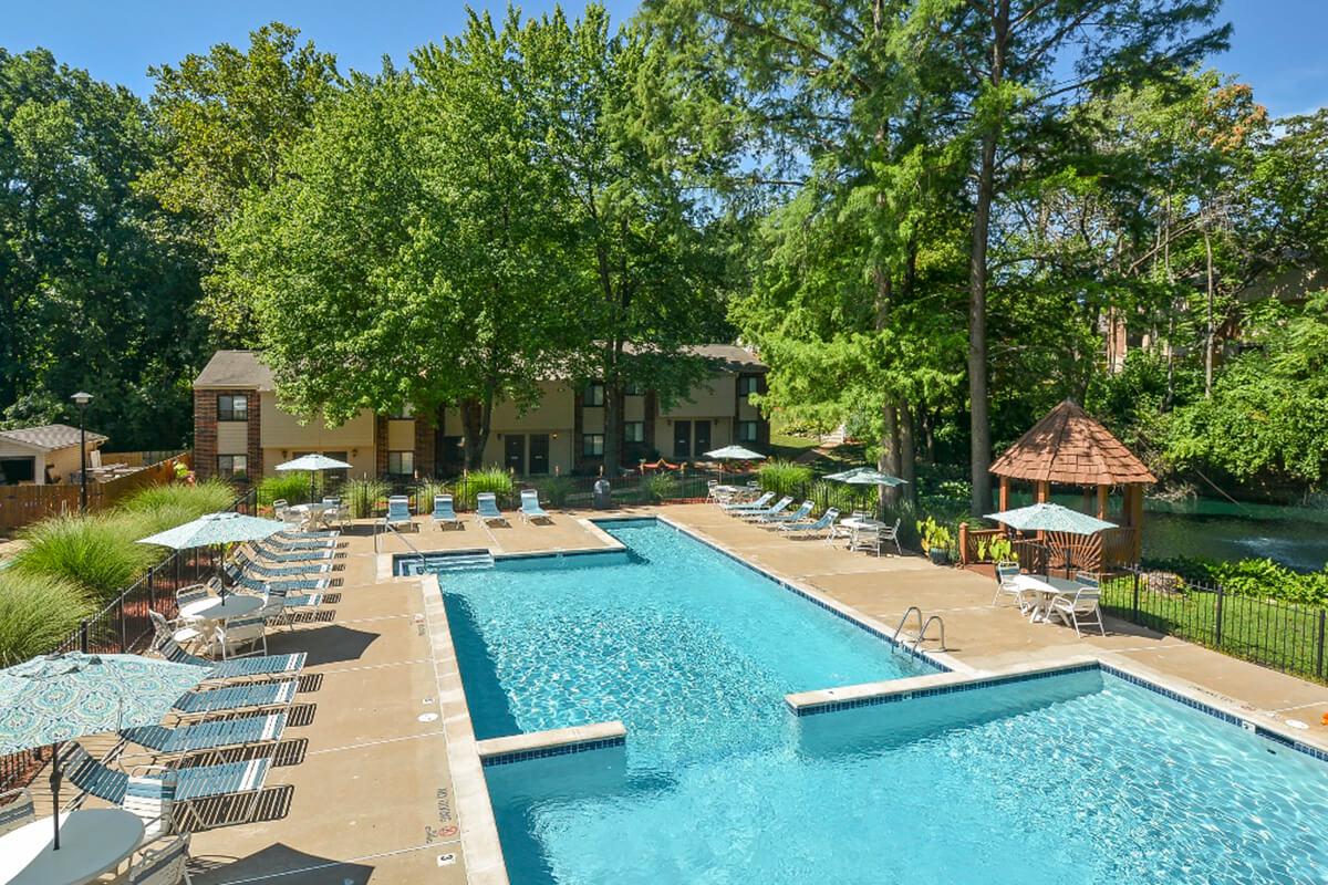Park Forest Apartments in Affton, MO - Swimming Pool 10.jpg