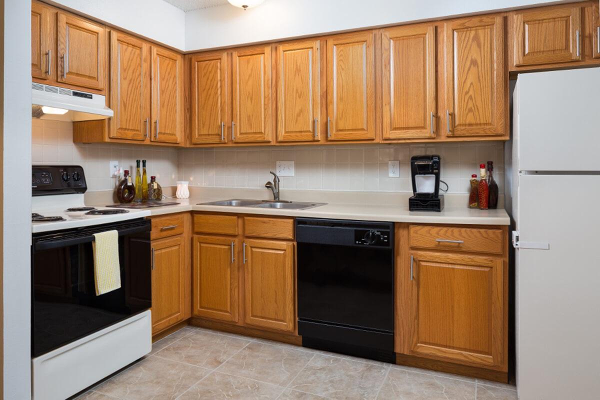 Park Forest Apartments and Townhomes in St. Louis, MO - Interior 05.jpg