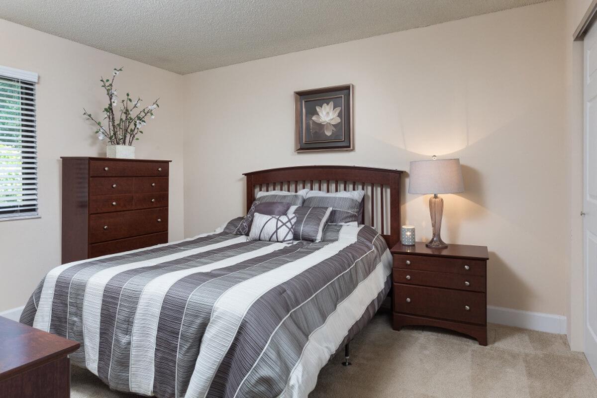 Park Forest Apartments and Townhomes in St. Louis, MO - Interior 06.jpg