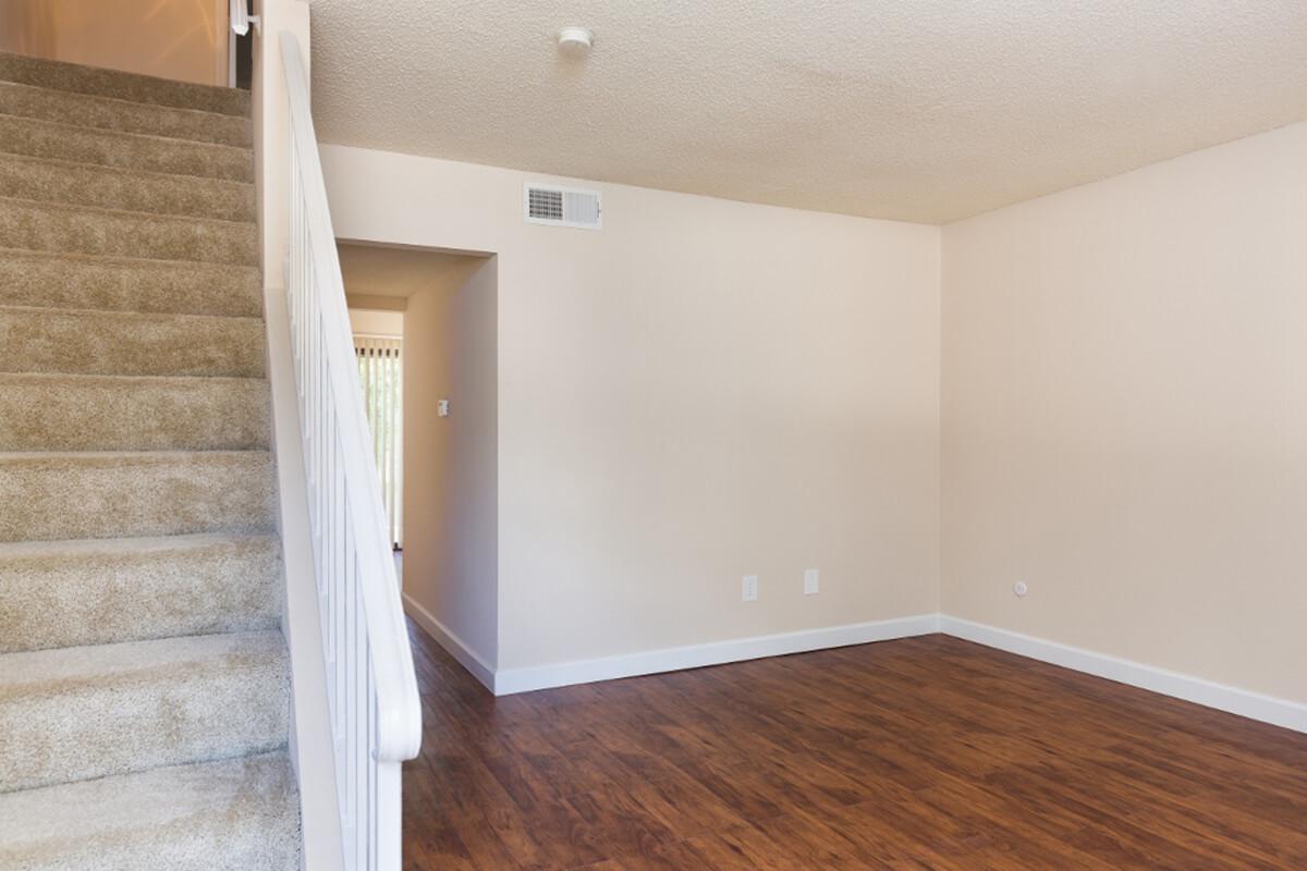 Park Forest Apartments and Townhomes in St. Louis, MO - Interior 19.jpg